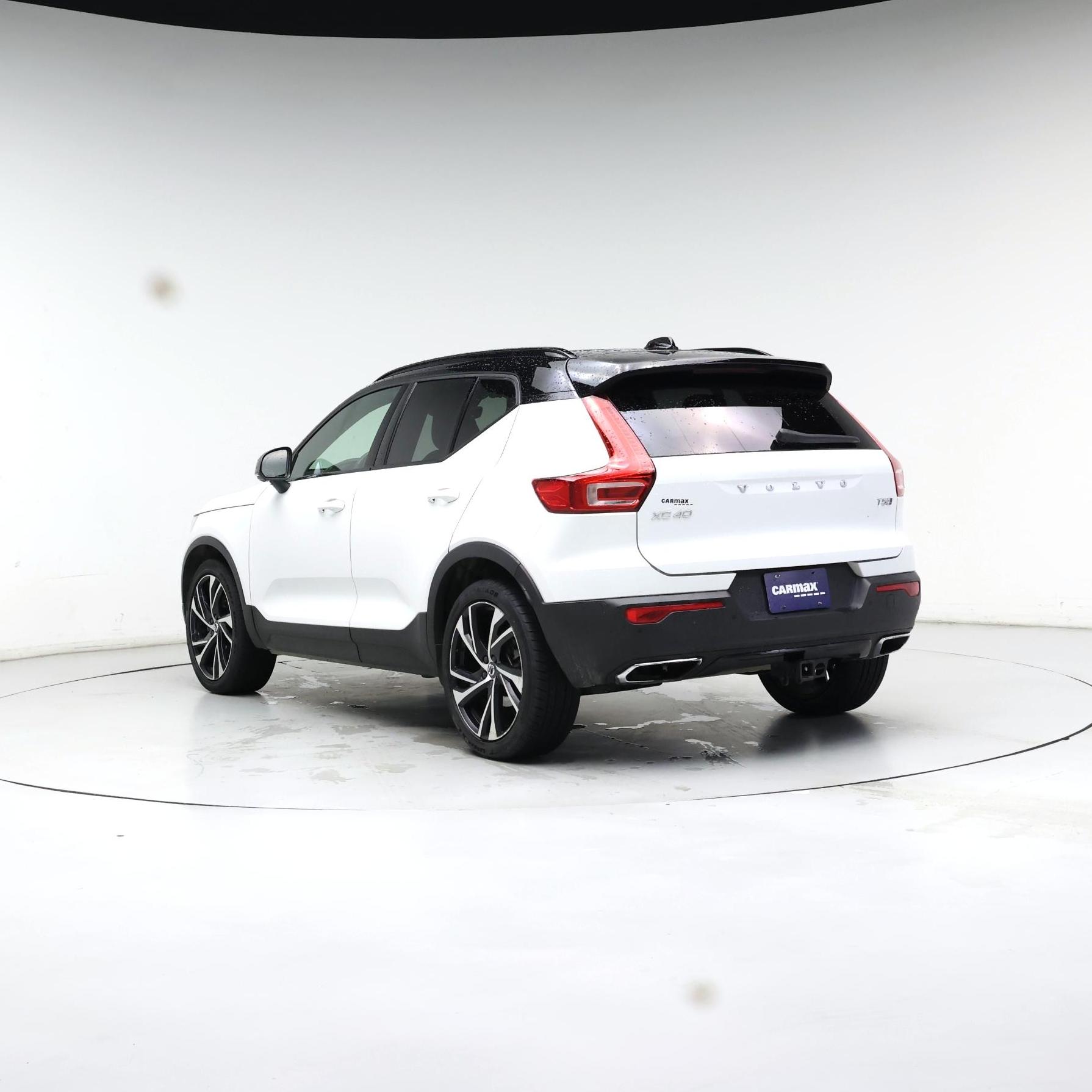 Thumbnail: 2020 Volvo XC40 - 2