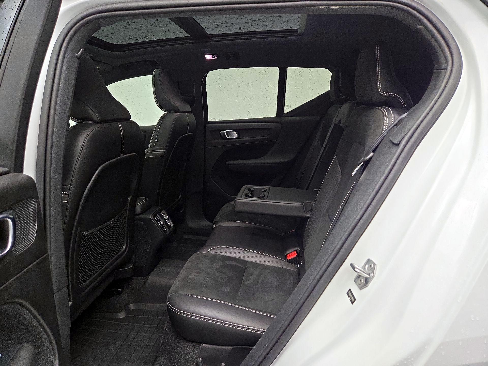 Thumbnail: 2020 Volvo XC40 - 20