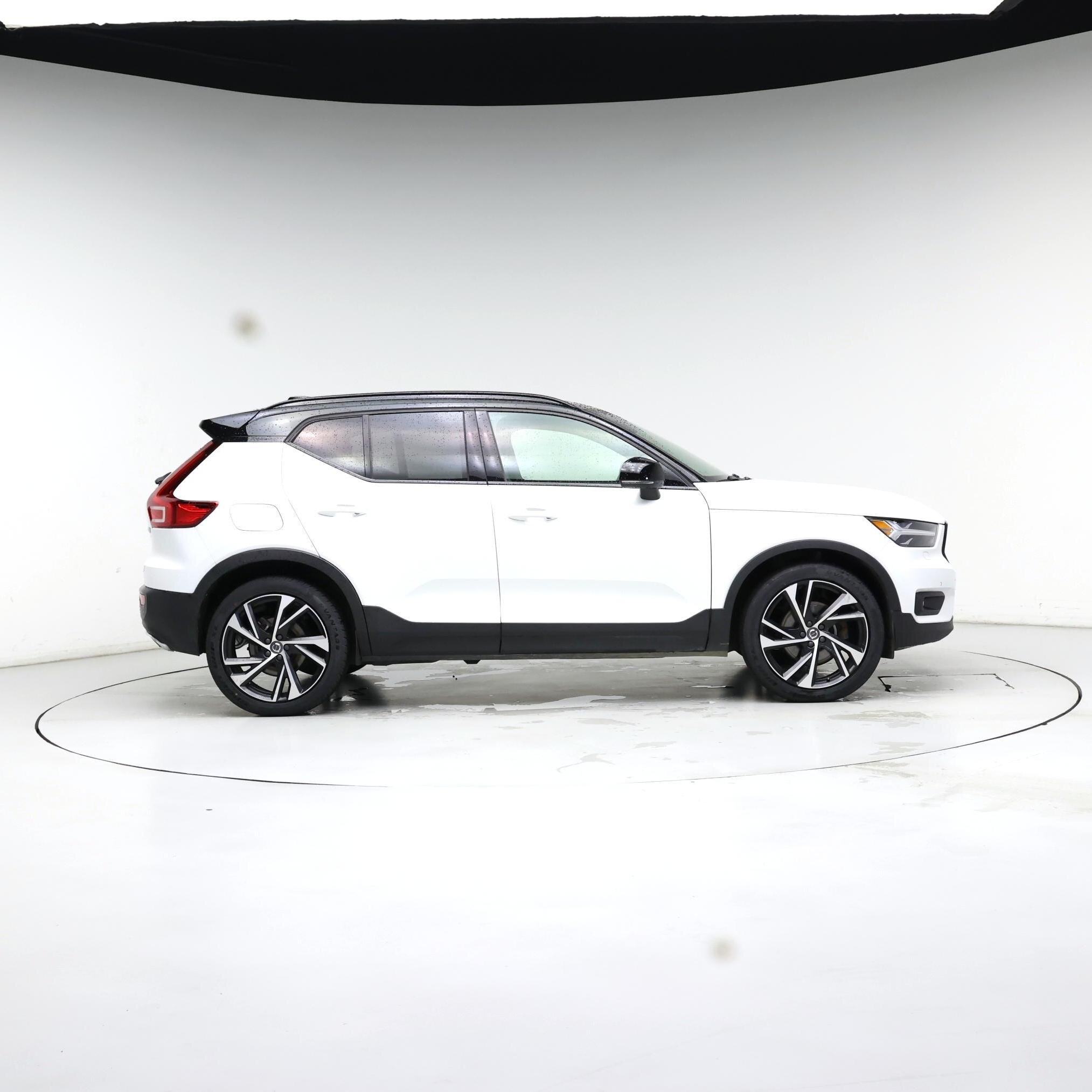 Thumbnail: 2020 Volvo XC40 - 7