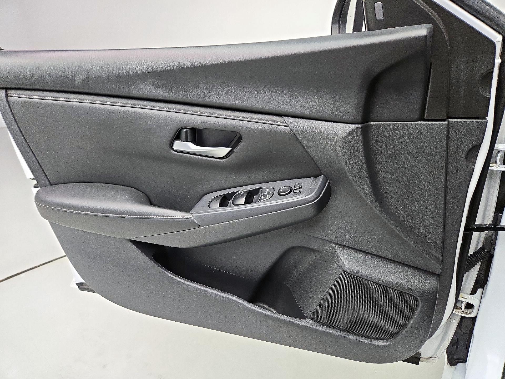 Thumbnail: 2024 Nissan Sentra - 12