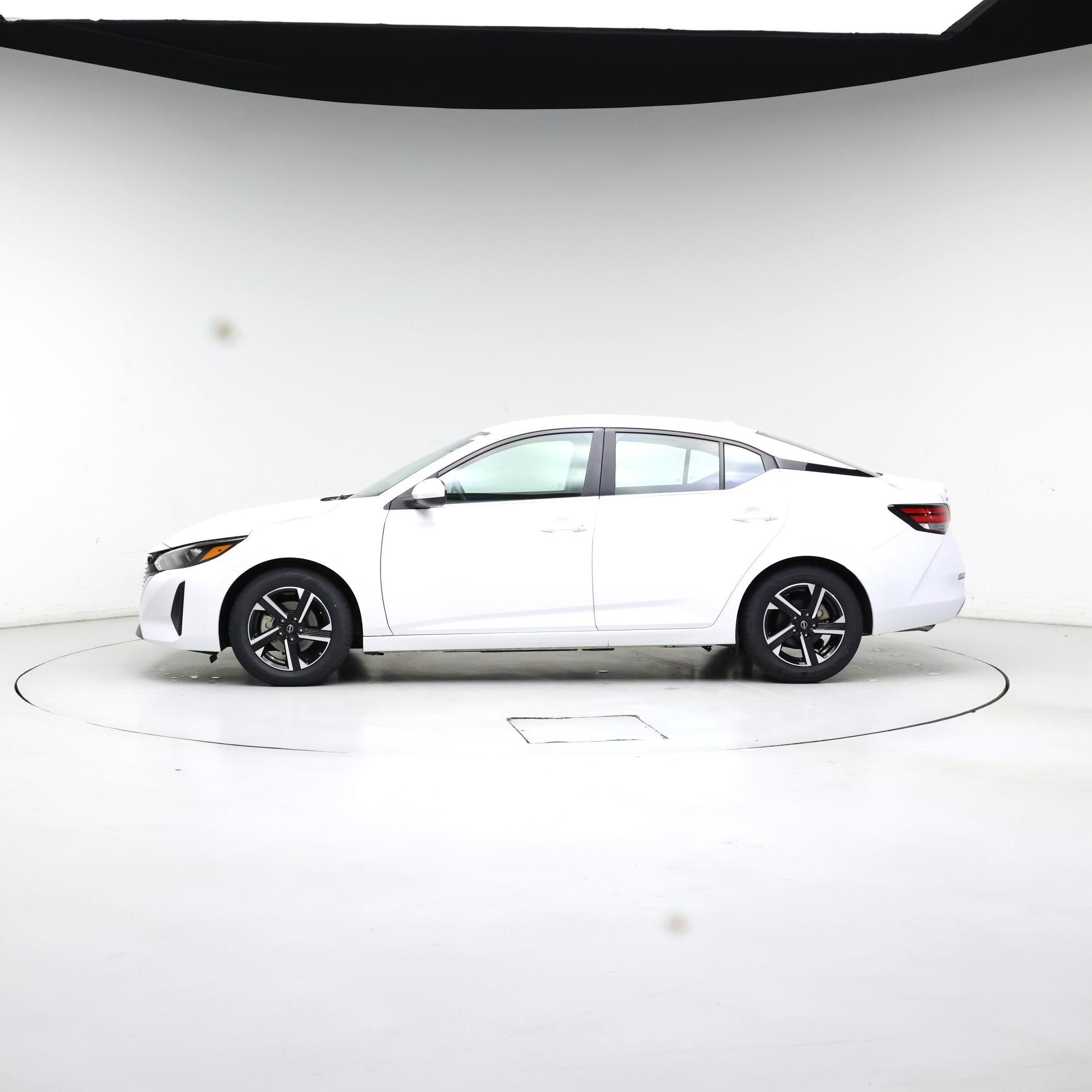 Thumbnail: 2024 Nissan Sentra - 3