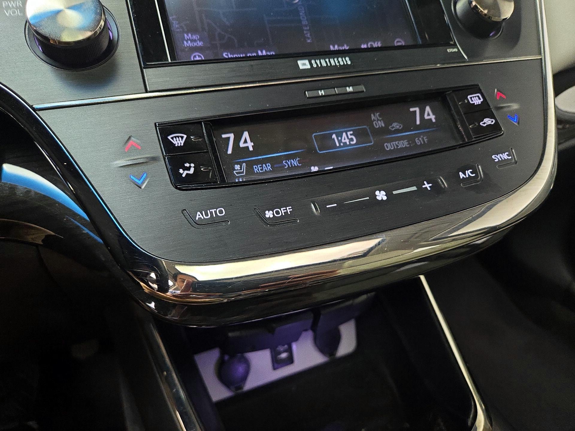 Thumbnail: 2014 Toyota Avalon - 17