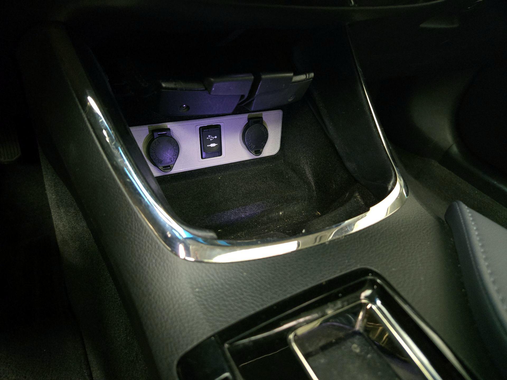 Thumbnail: 2014 Toyota Avalon - 19