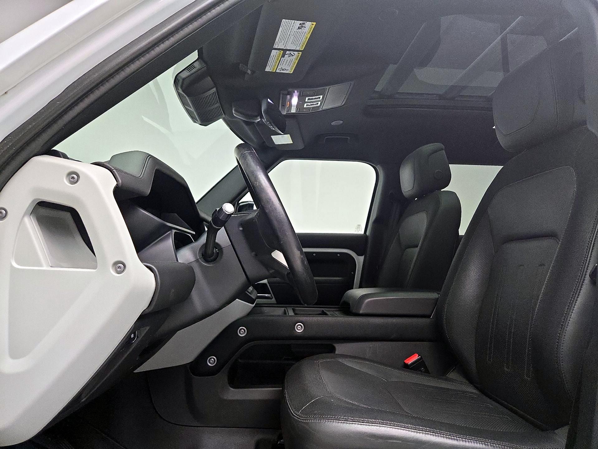 Thumbnail: 2022 Land Rover Defender - 20