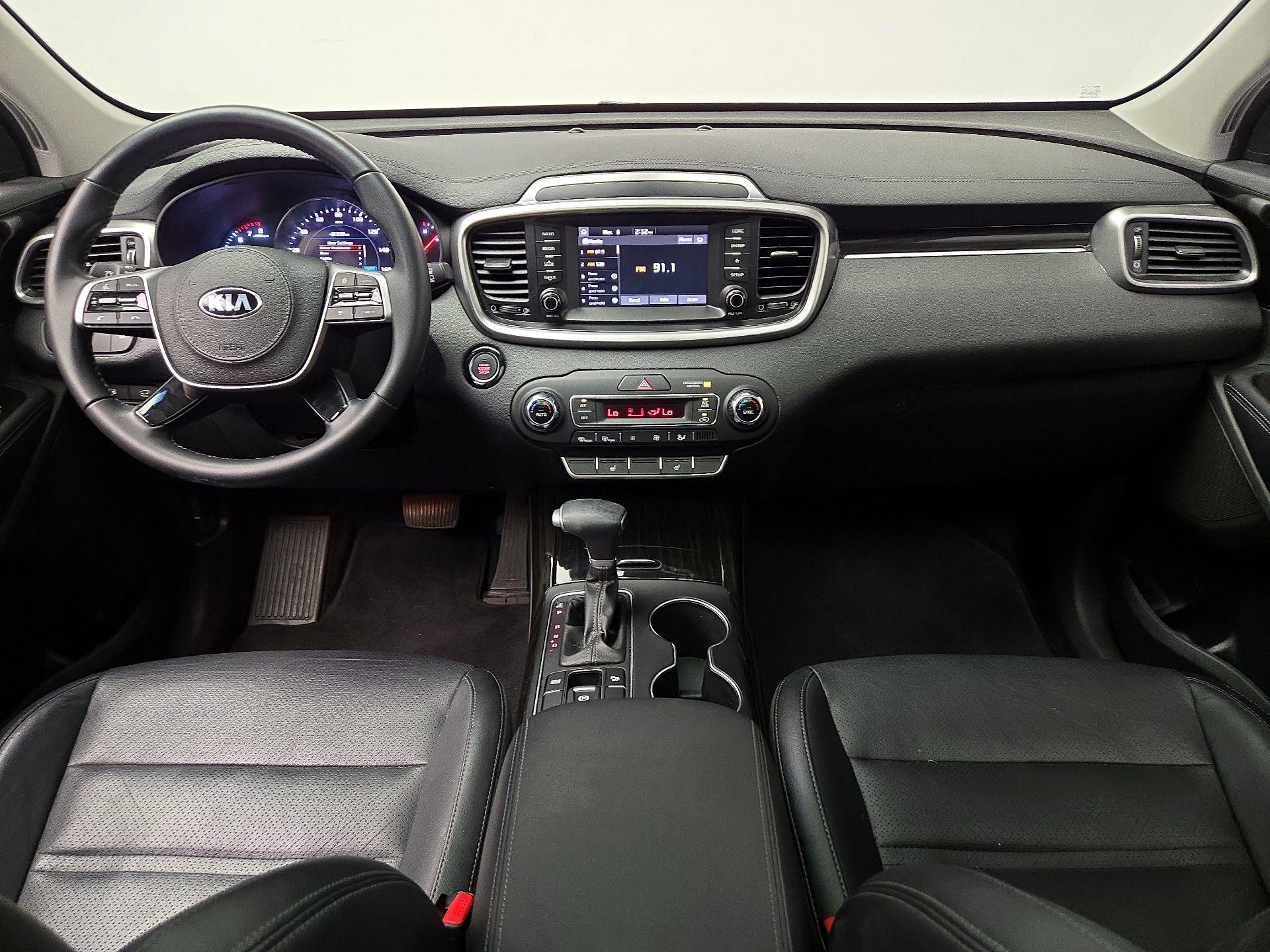 Thumbnail: 2020 Kia Sorento - 9