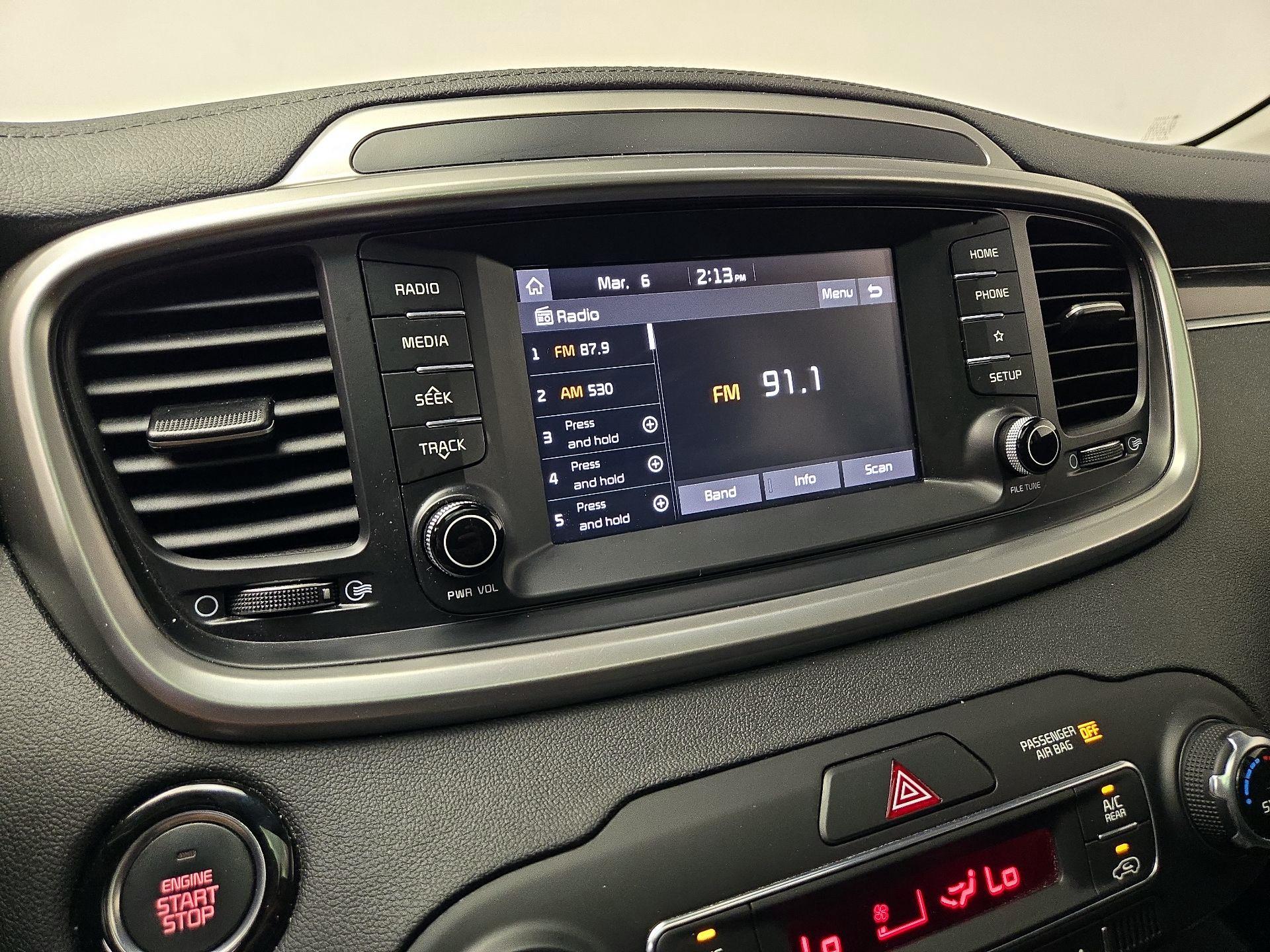 Thumbnail: 2020 Kia Sorento - 15