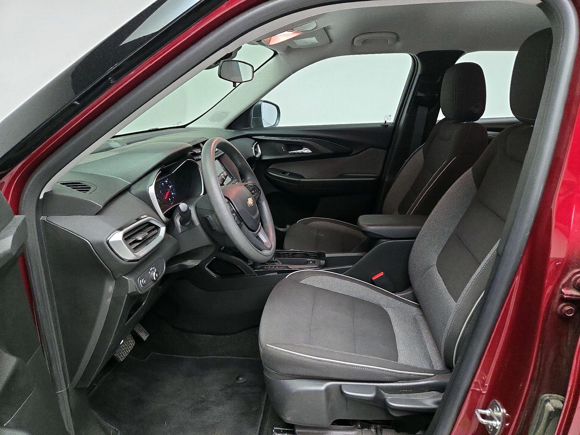 Thumbnail: 2023 Chevrolet TrailBlazer - 11