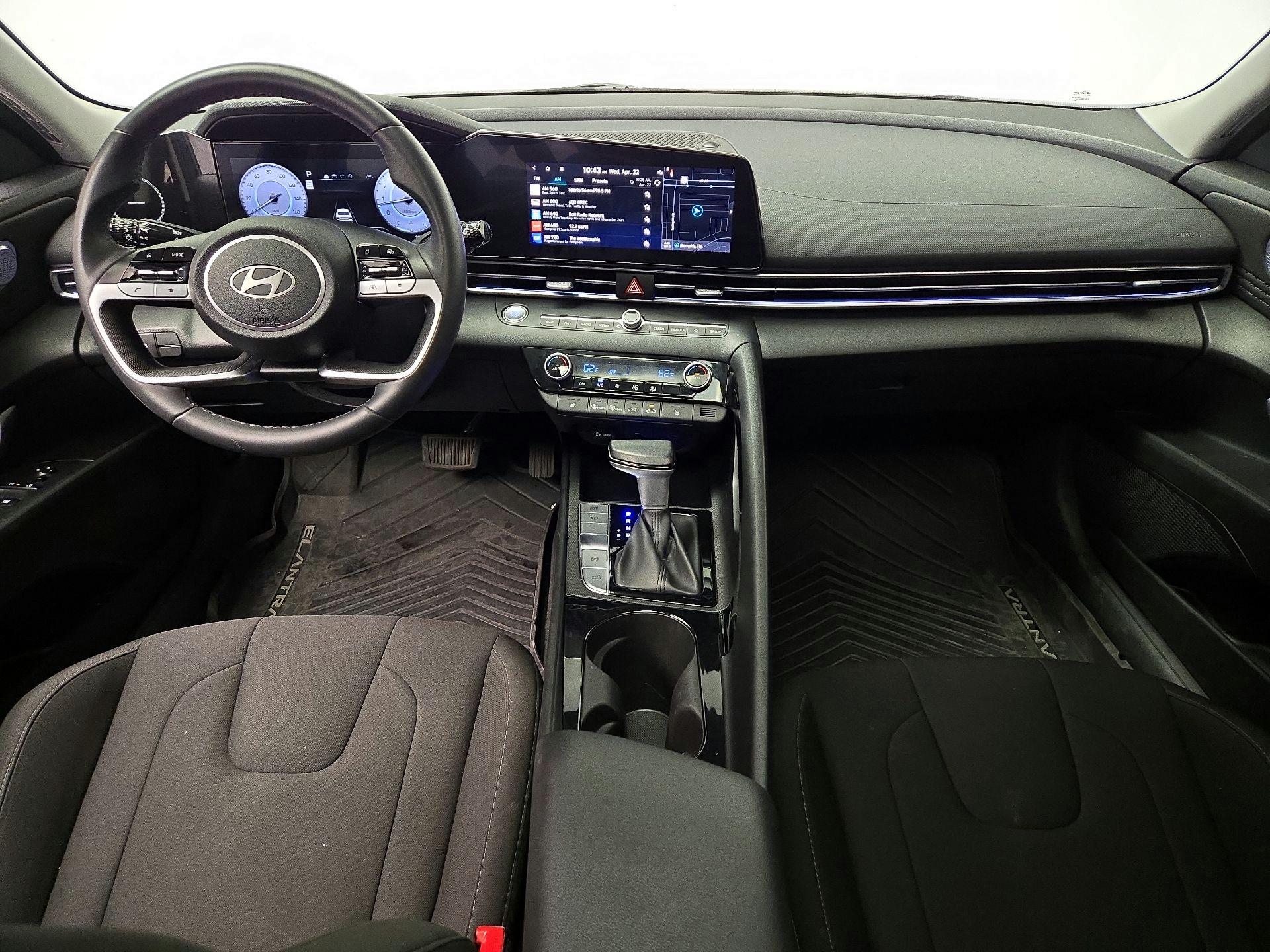 Thumbnail: 2024 Hyundai Elantra - 9