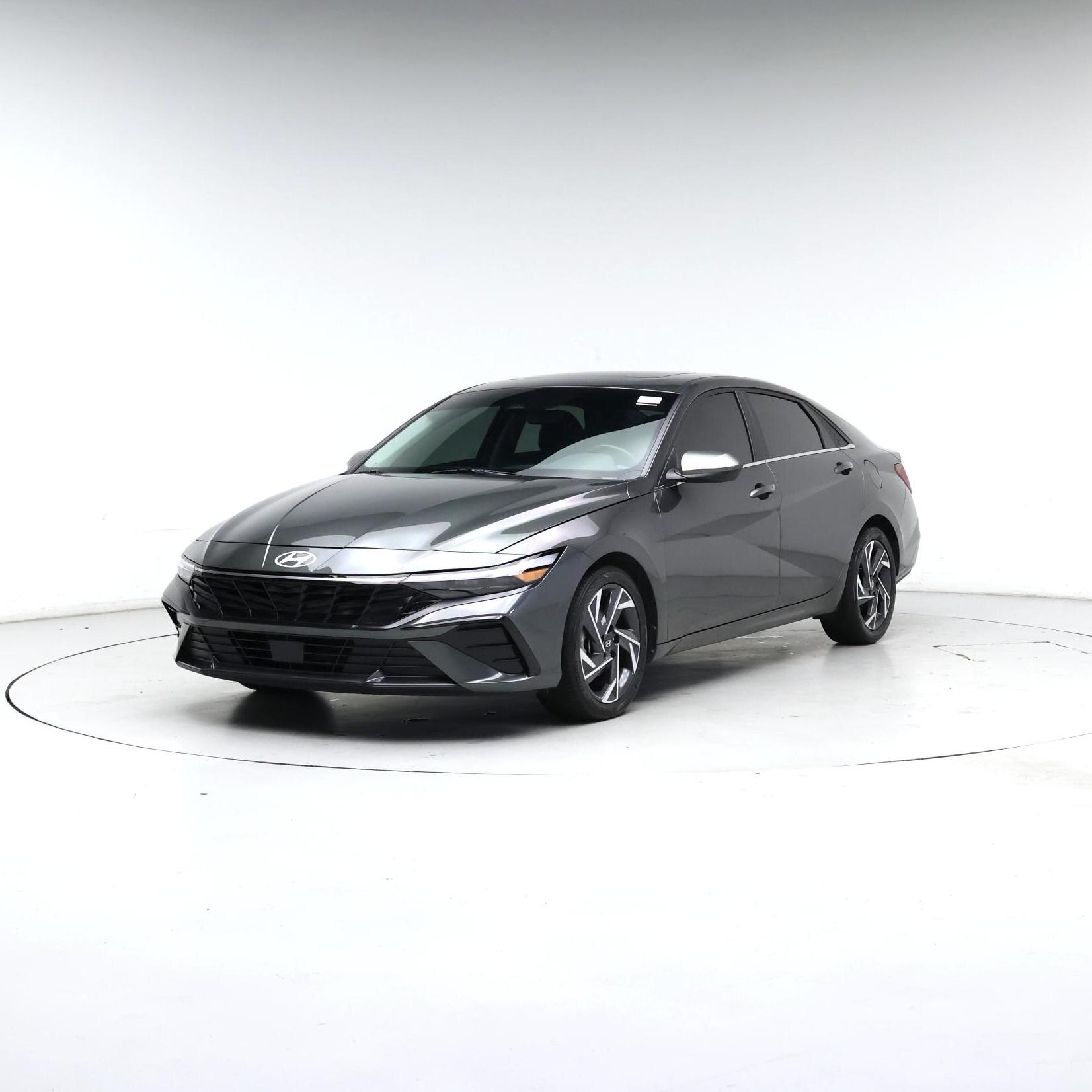 Thumbnail: 2024 Hyundai Elantra - 4