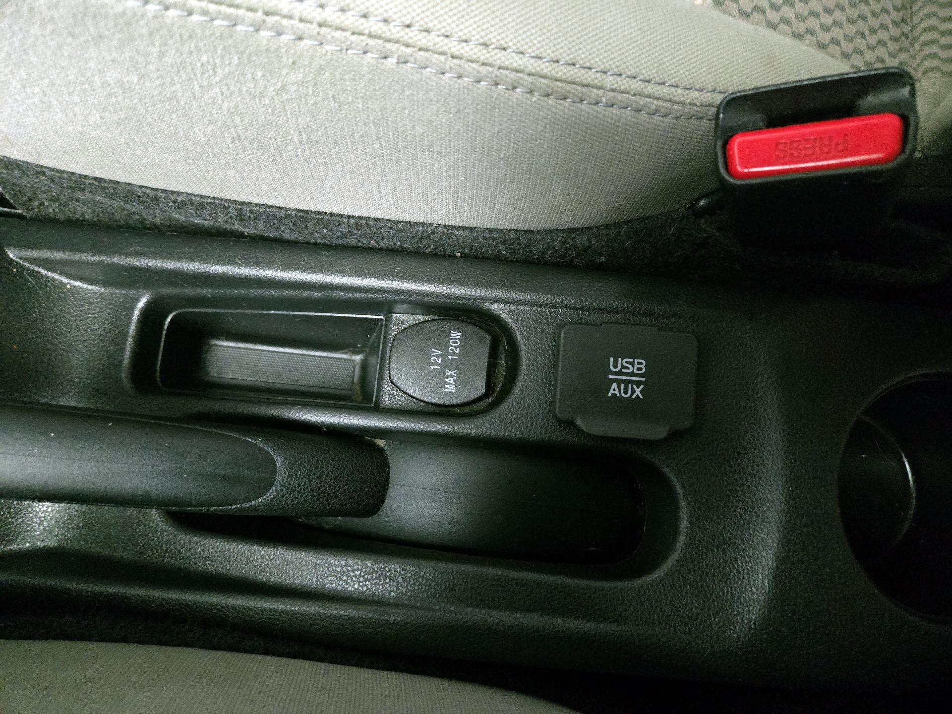 Thumbnail: 2016 Nissan Versa Note - 18