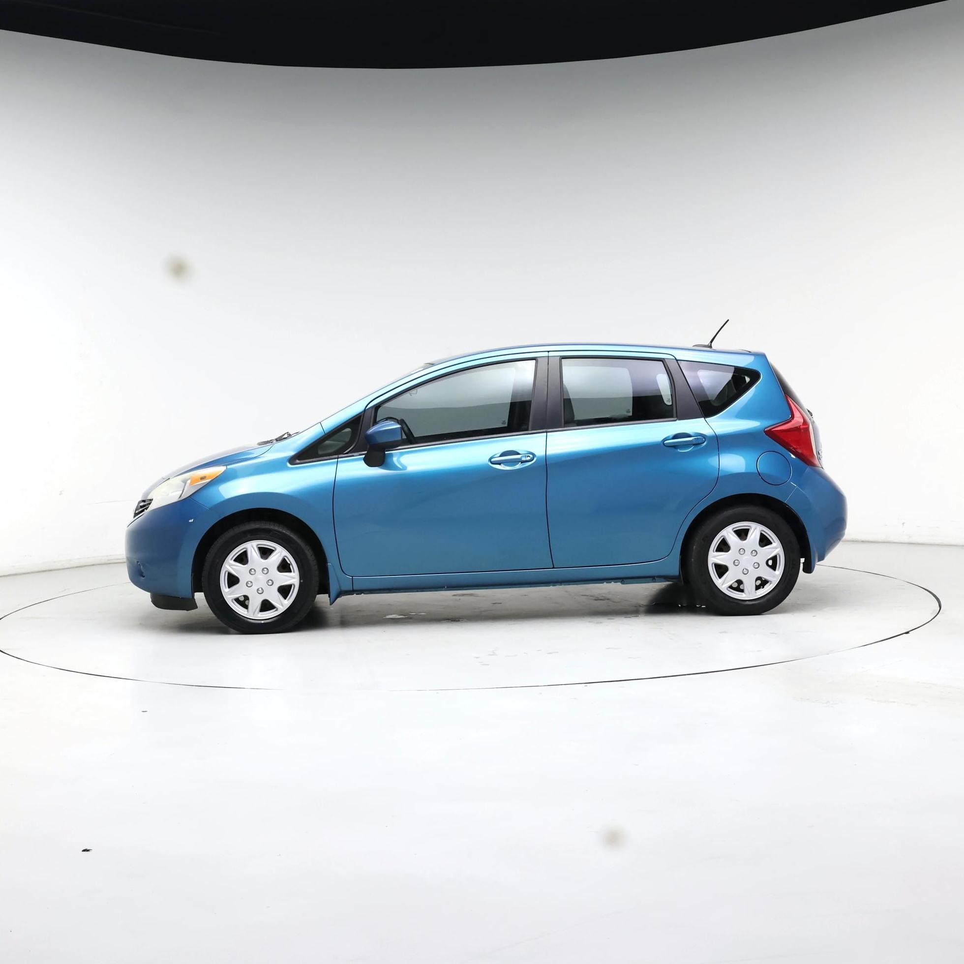 Thumbnail: 2016 Nissan Versa Note - 3