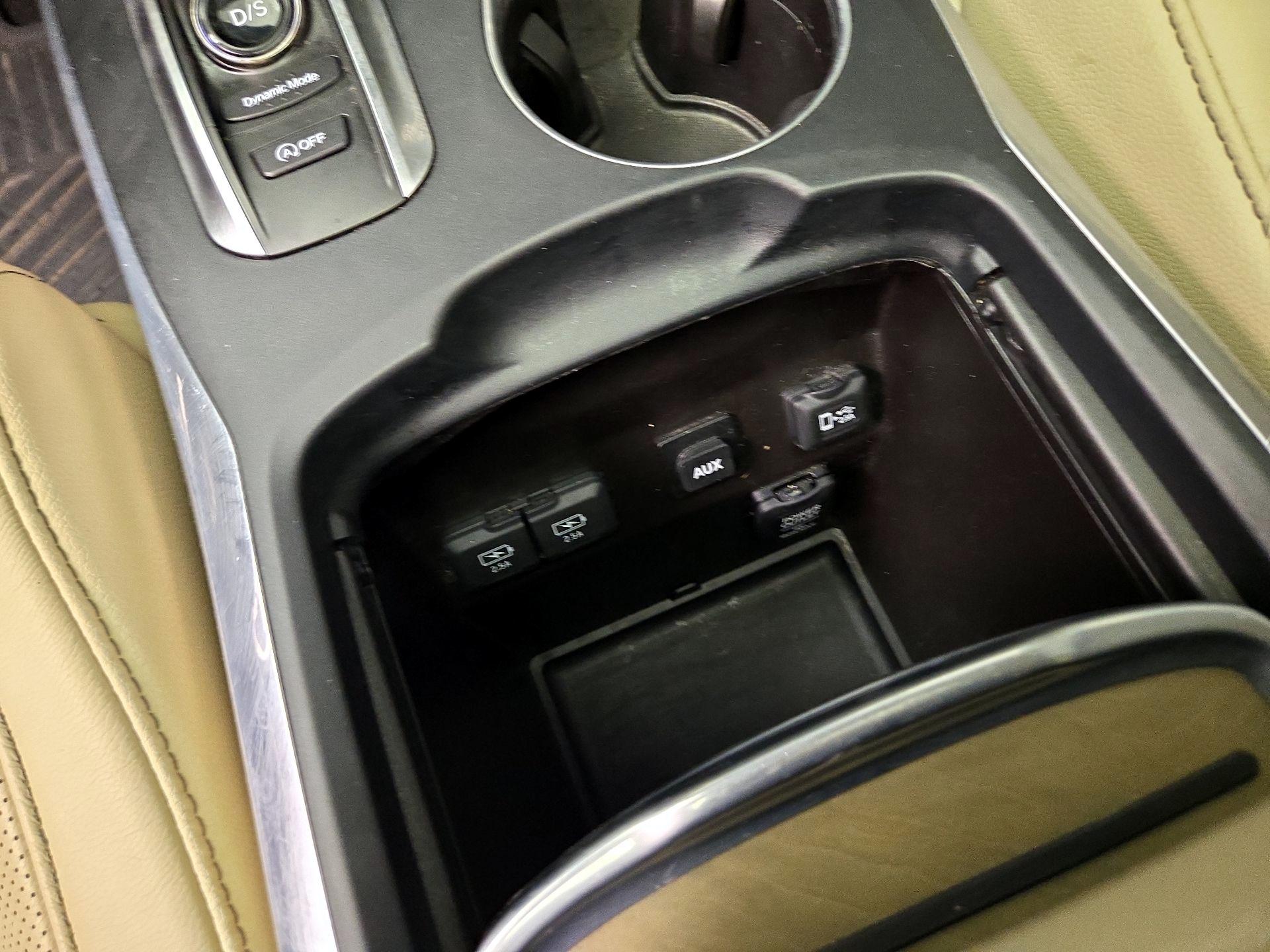 Thumbnail: 2020 Acura MDX - 19