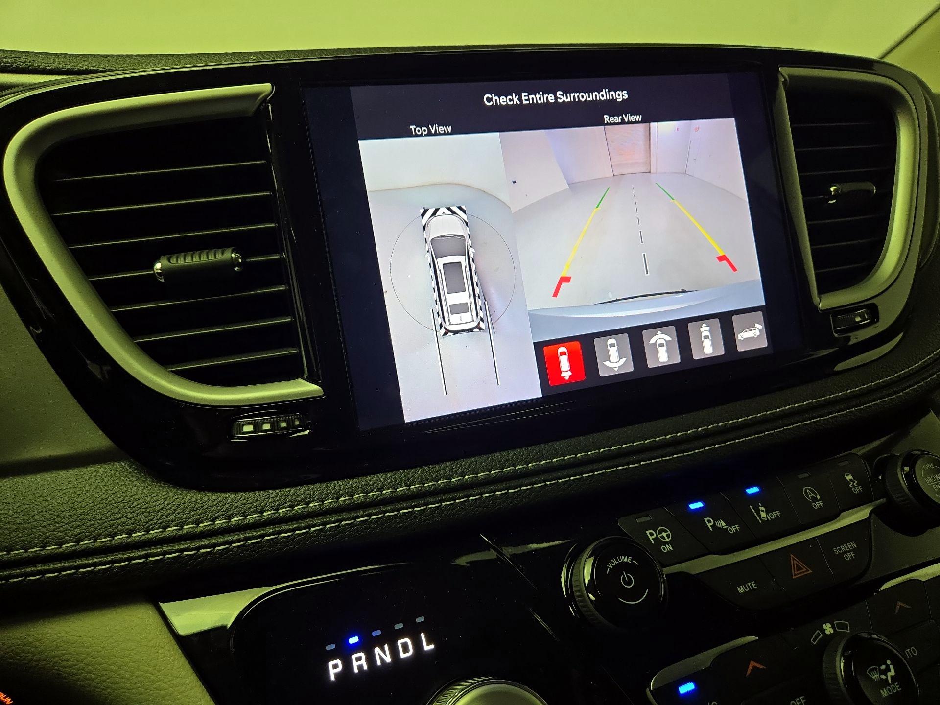 Thumbnail: 2024 Chrysler Pacifica - 14