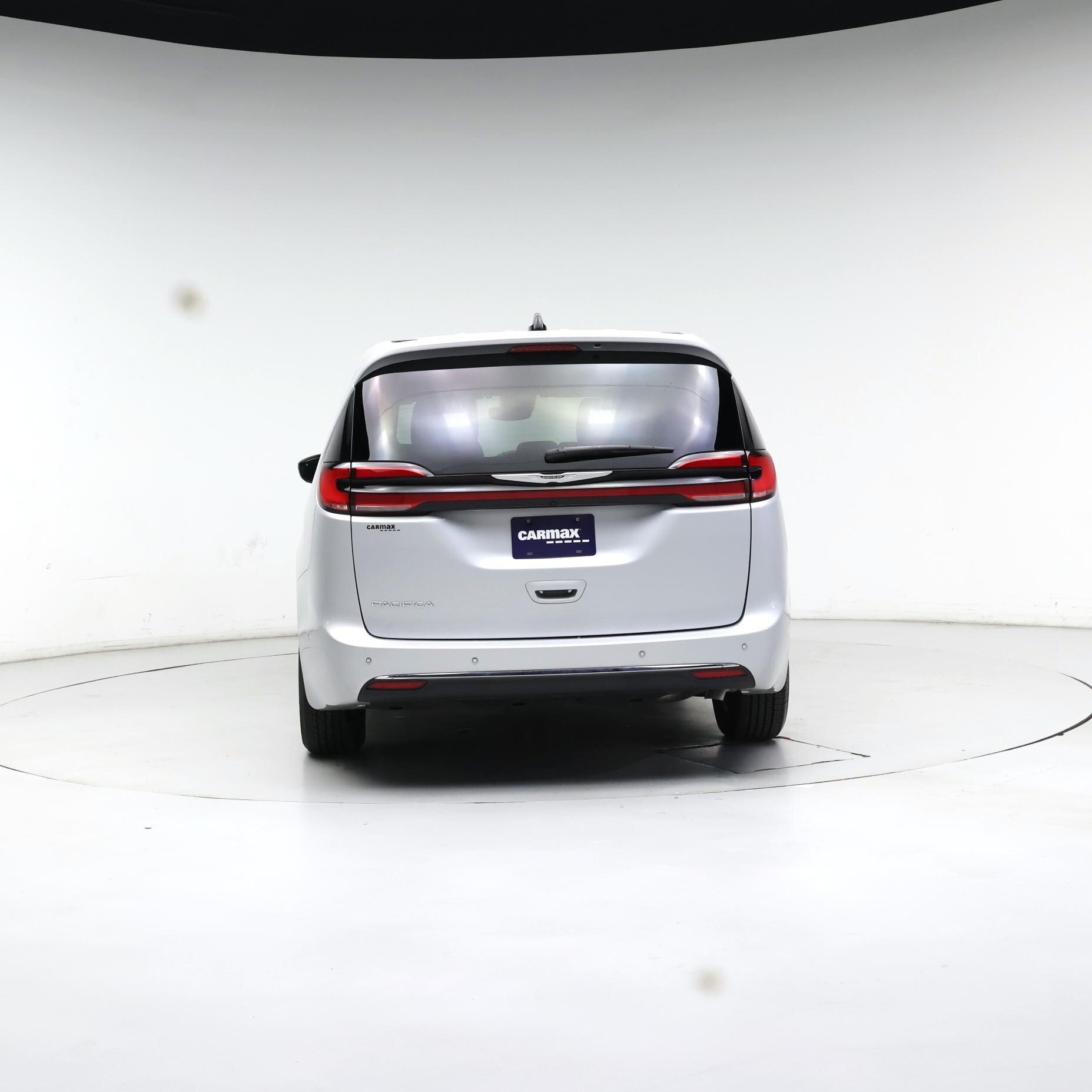 Thumbnail: 2024 Chrysler Pacifica - 6