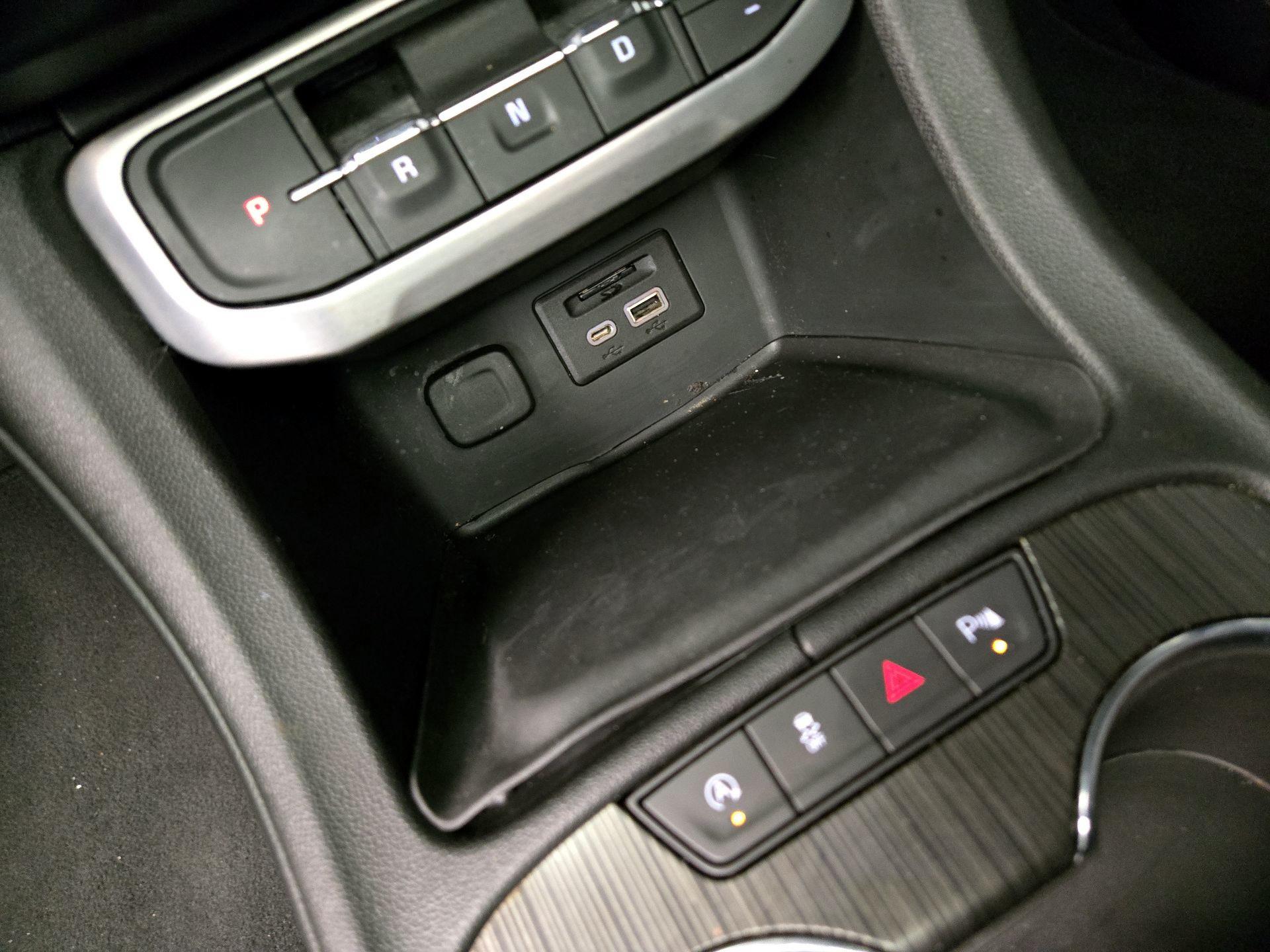 Thumbnail: 2022 GMC Acadia - 19