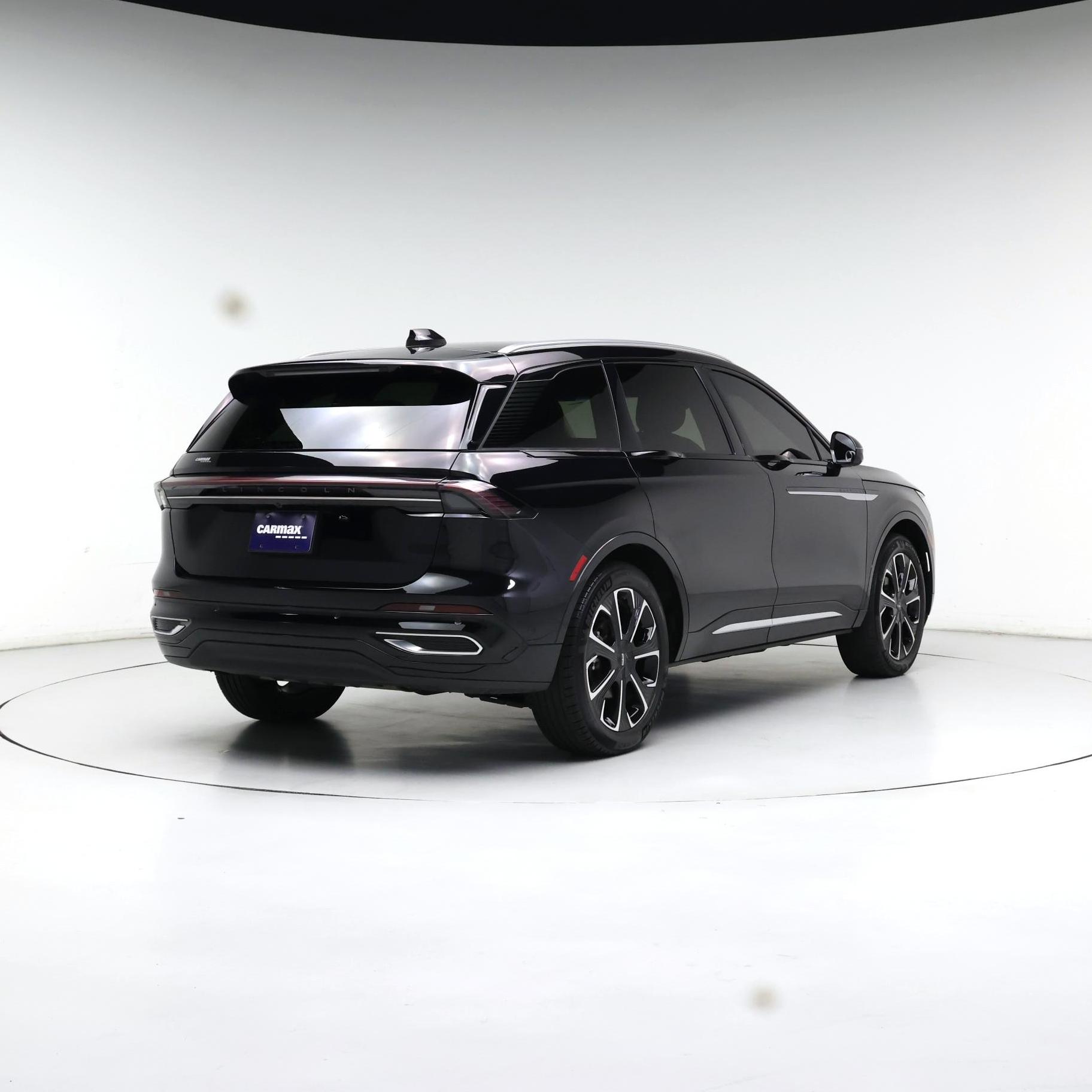 Thumbnail: 2024 Lincoln Nautilus - 8