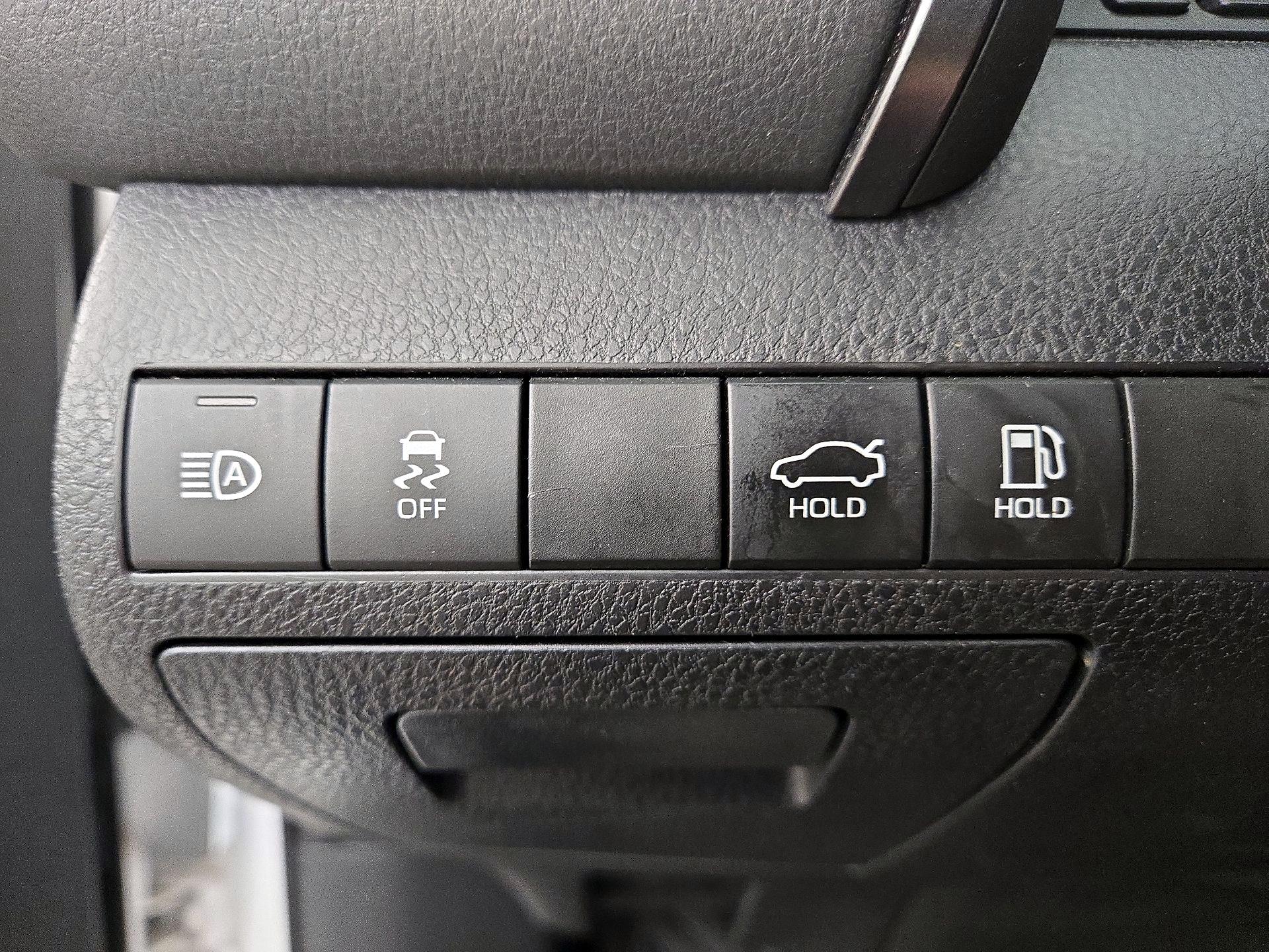 Thumbnail: 2019 Toyota Camry - 13