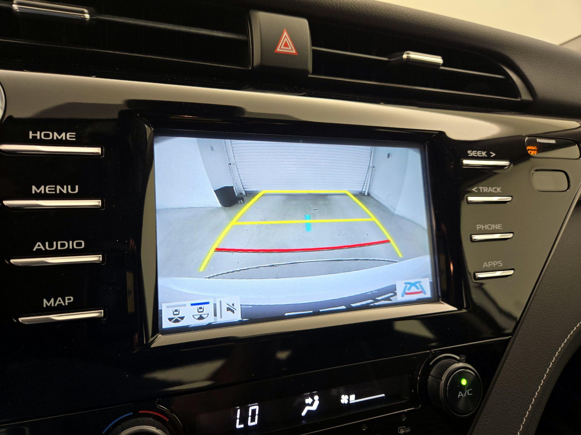 Thumbnail: 2019 Toyota Camry - 14