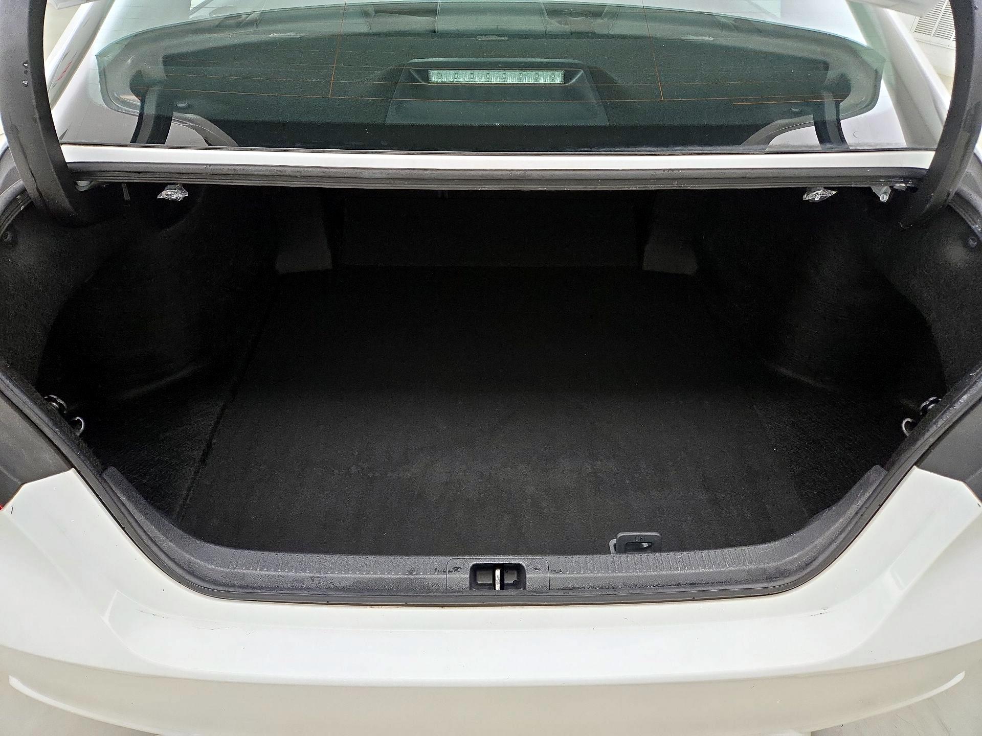 Thumbnail: 2019 Toyota Camry - 20