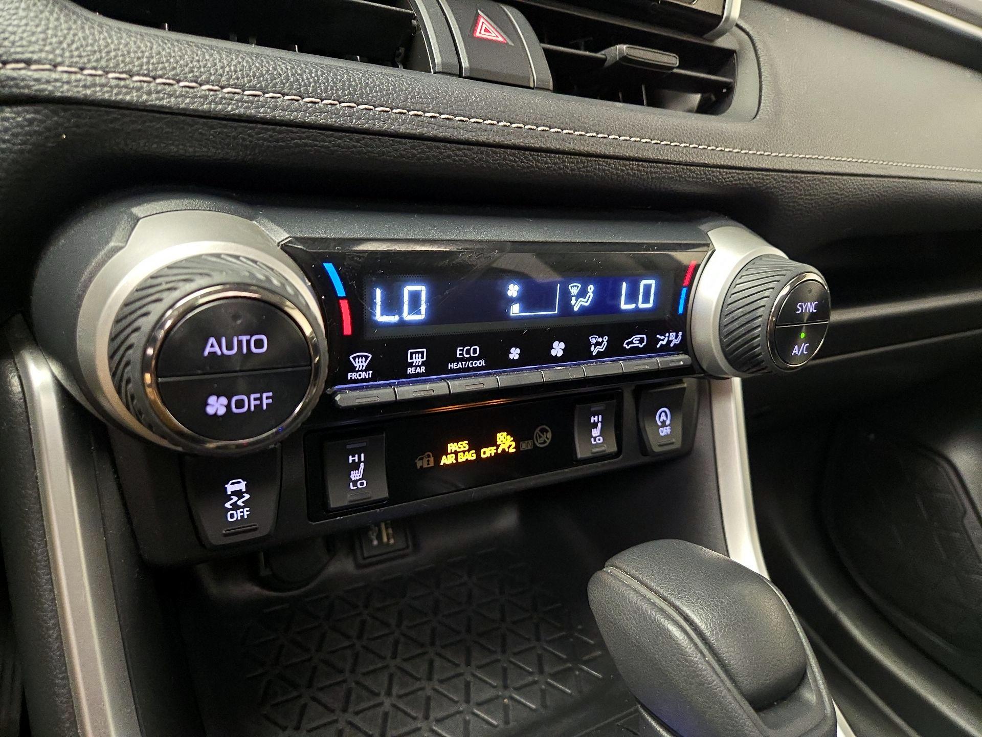 Thumbnail: 2023 Toyota RAV4 - 16