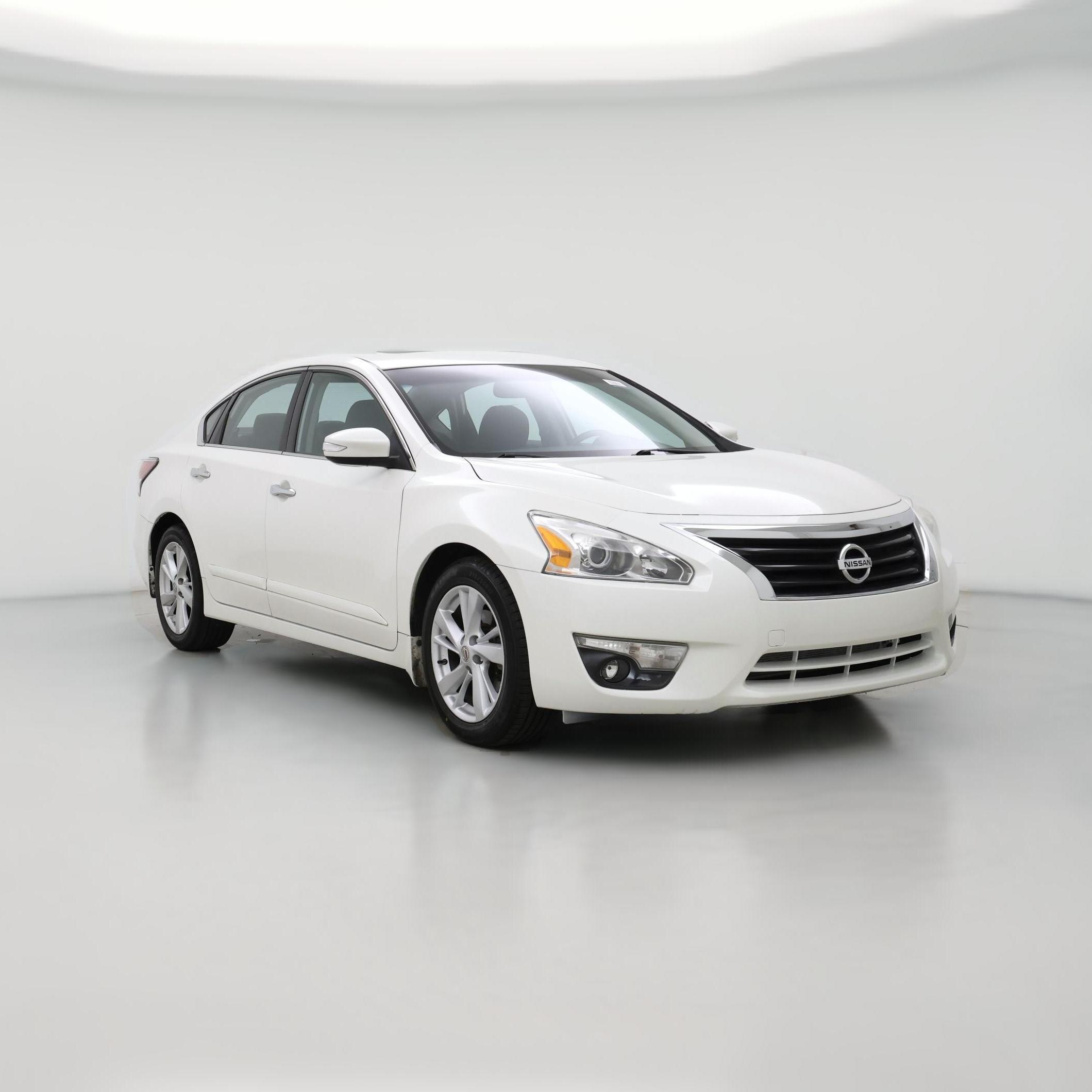 Thumbnail: 2015 Nissan Altima - 1