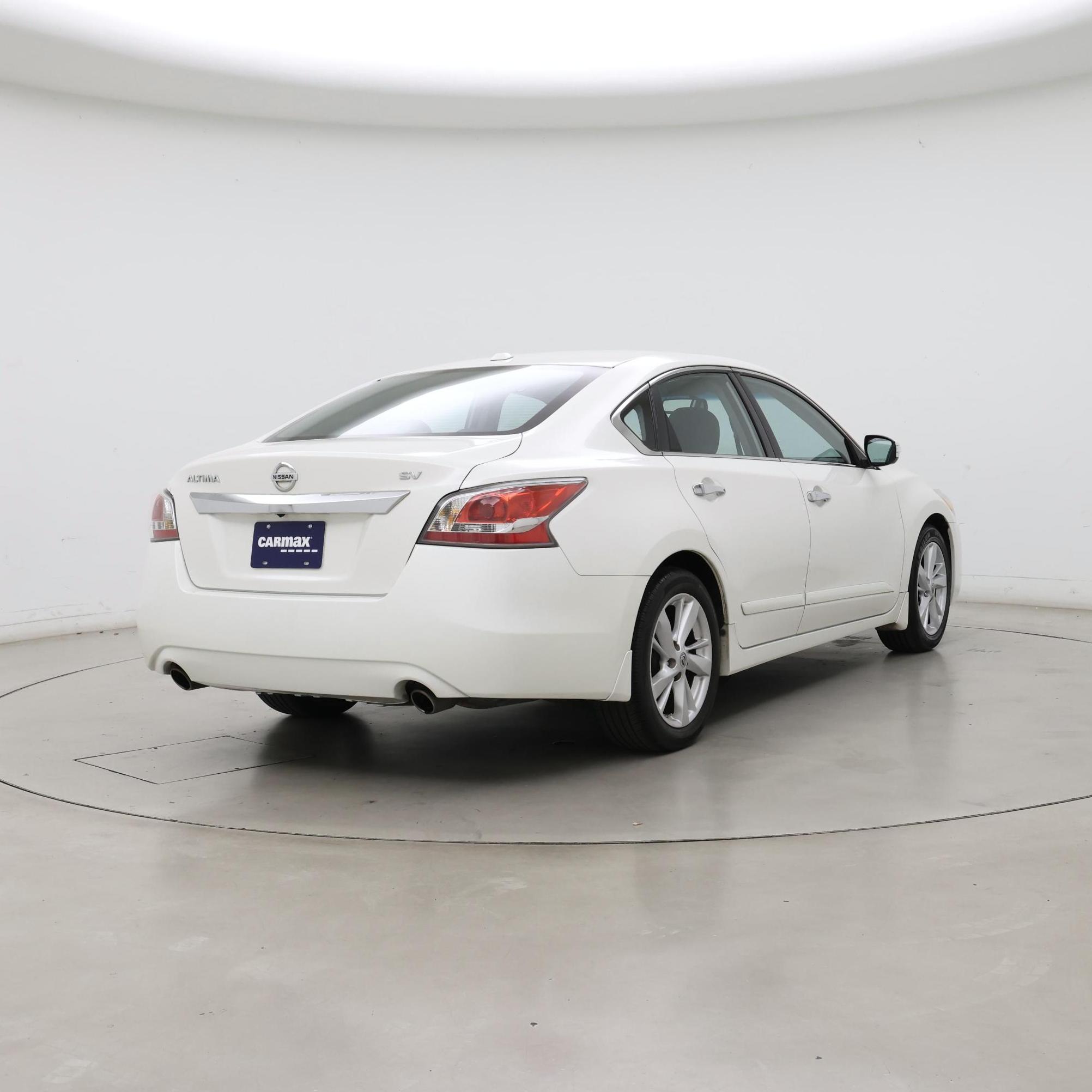Thumbnail: 2015 Nissan Altima - 8