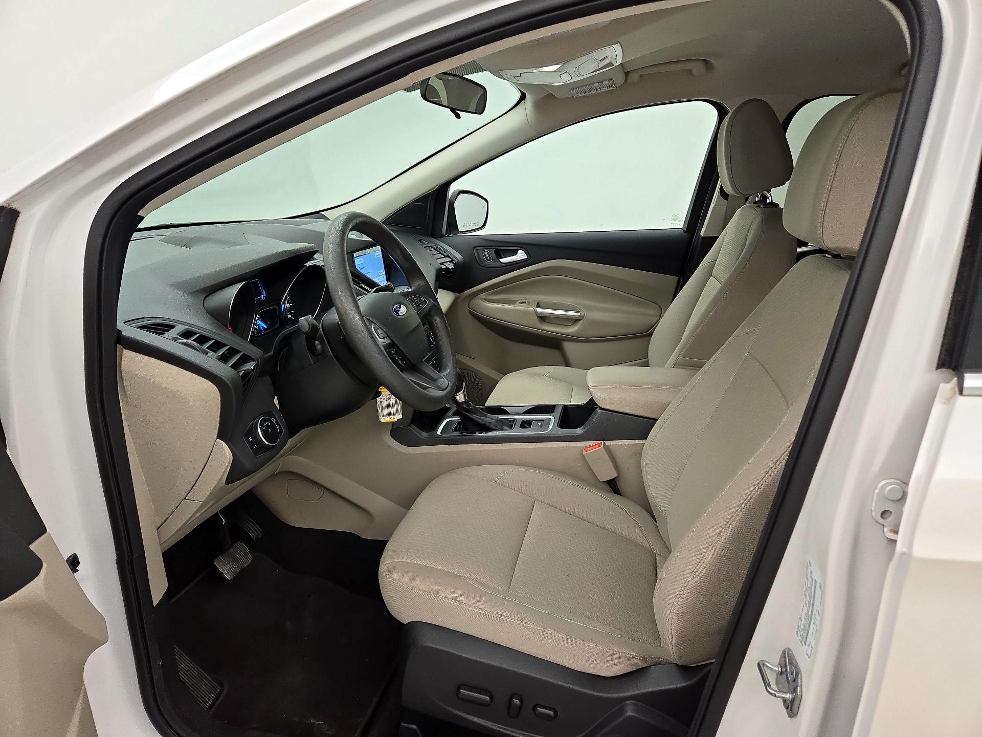 Thumbnail: 2017 Ford Escape - 11