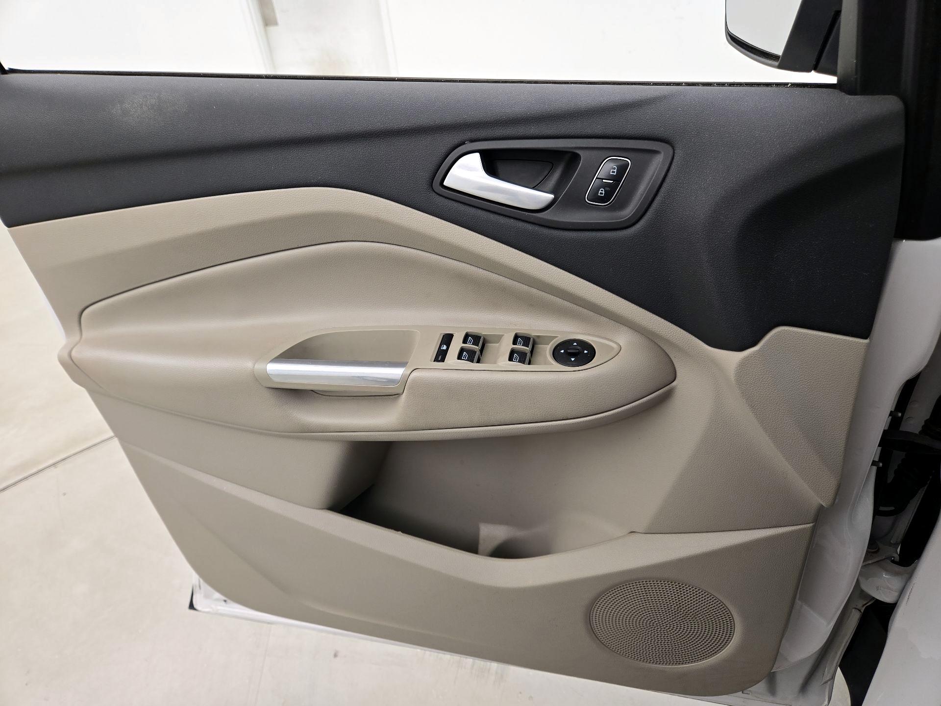 Thumbnail: 2017 Ford Escape - 12