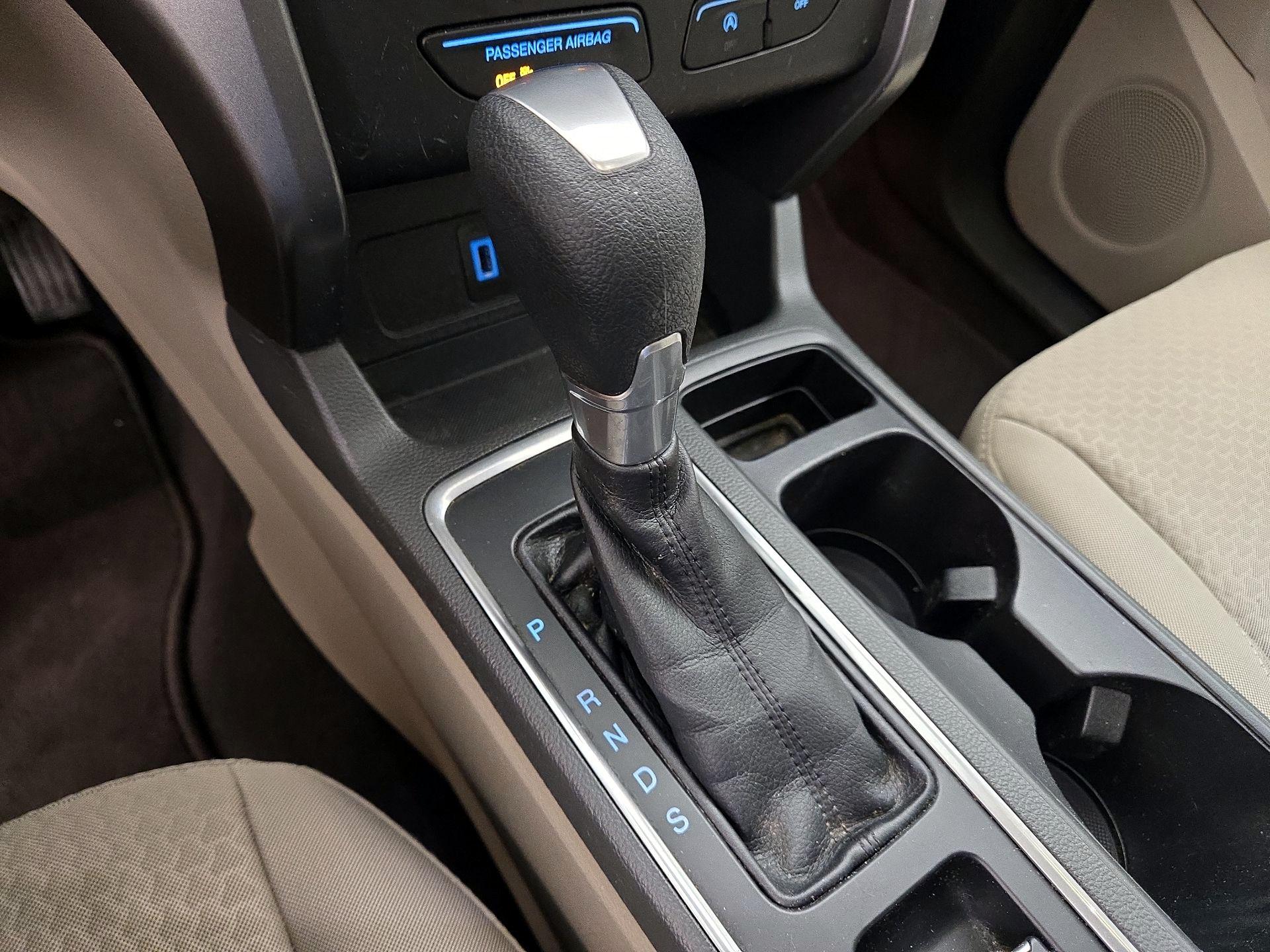 Thumbnail: 2017 Ford Escape - 17