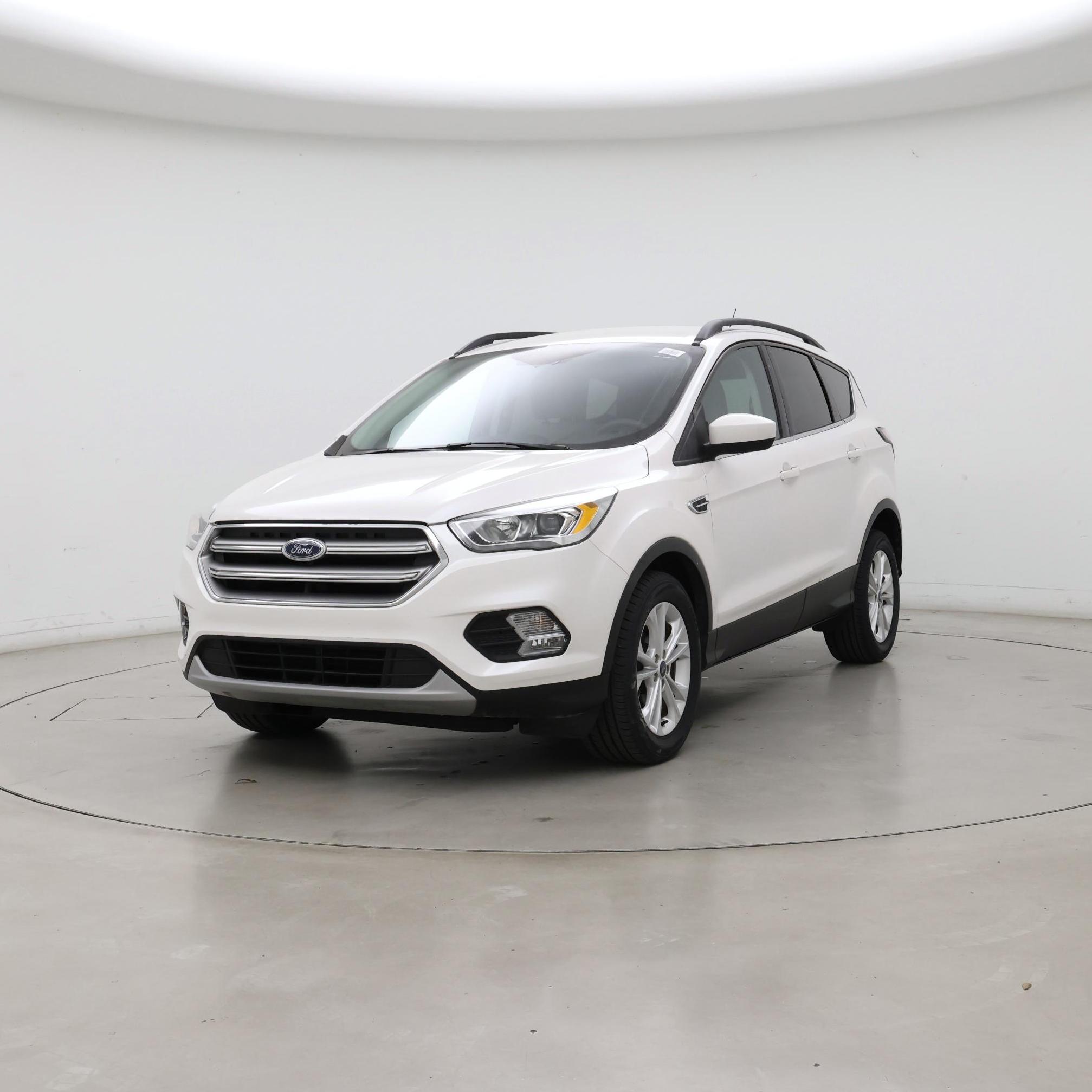Thumbnail: 2017 Ford Escape - 4