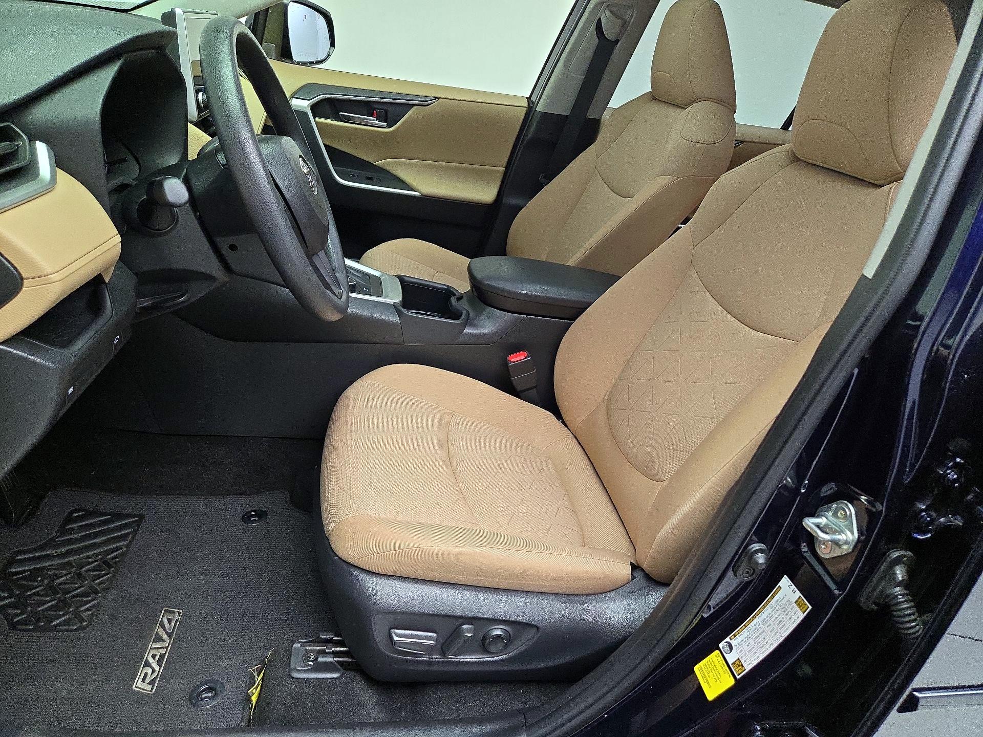 Thumbnail: 2024 Toyota RAV4 - 11