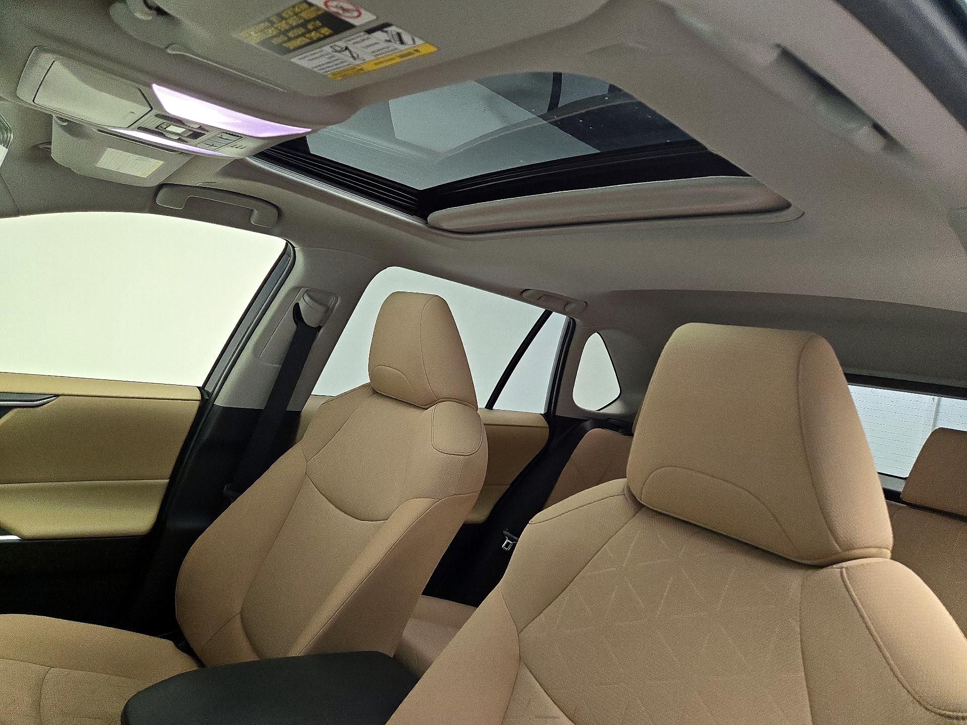 Thumbnail: 2024 Toyota RAV4 - 19