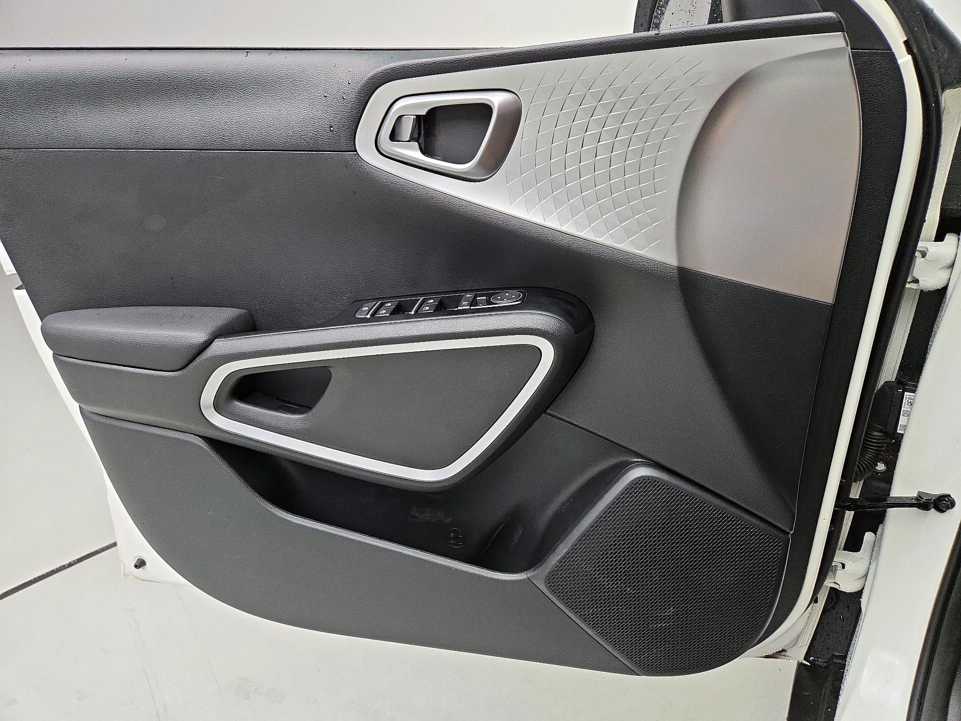 Thumbnail: 2024 Kia Soul - 12