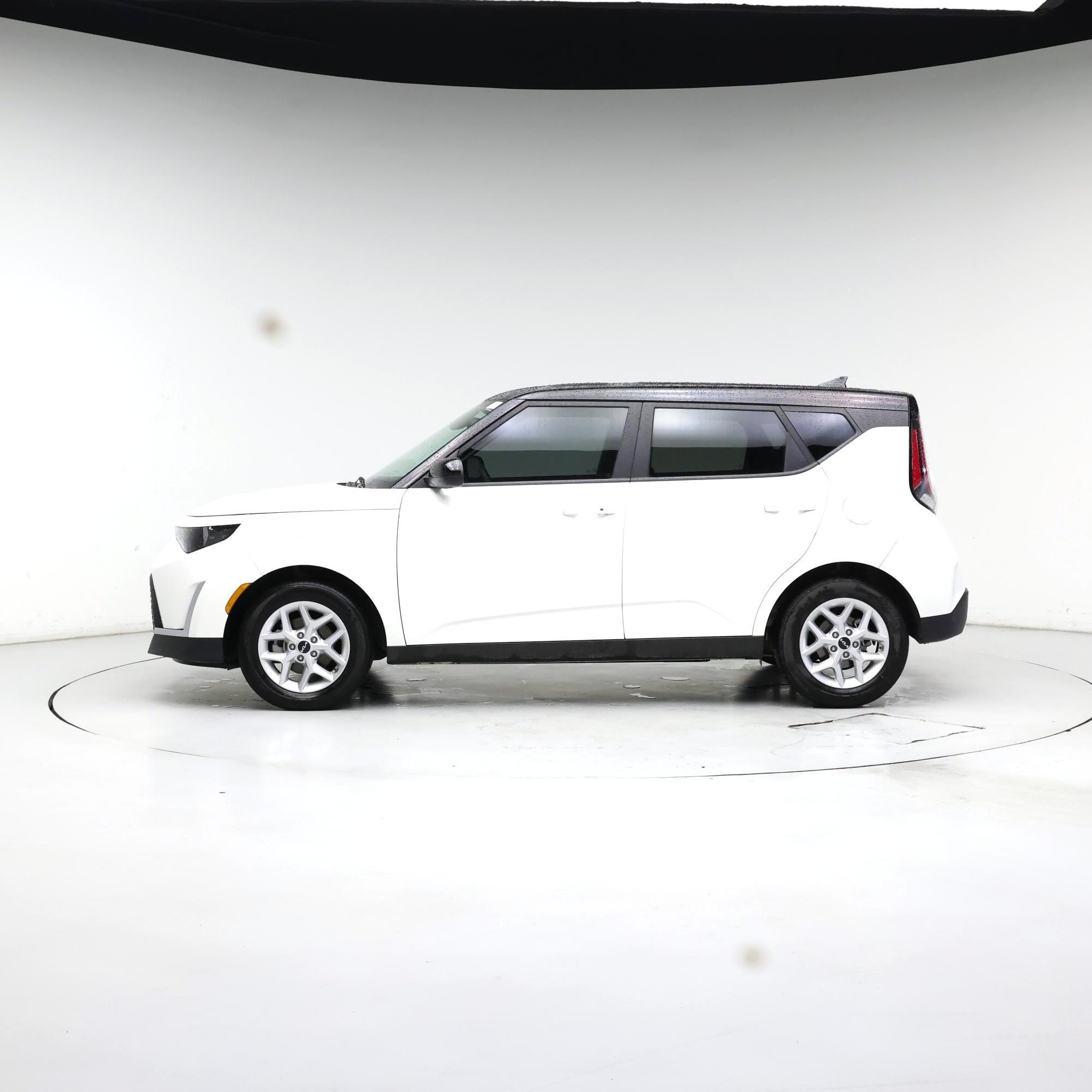 Thumbnail: 2024 Kia Soul - 3