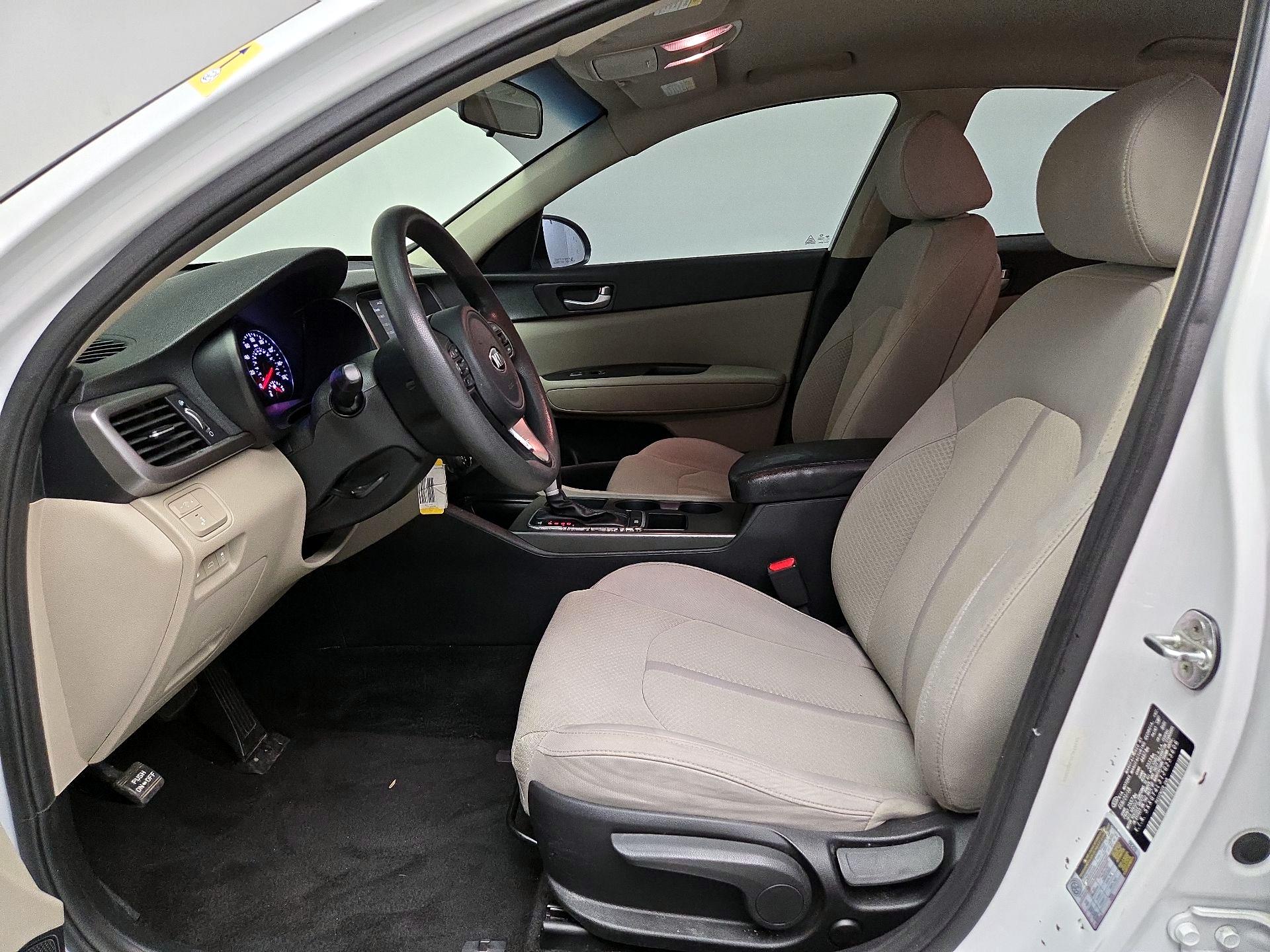 Thumbnail: 2018 Kia Optima - 11