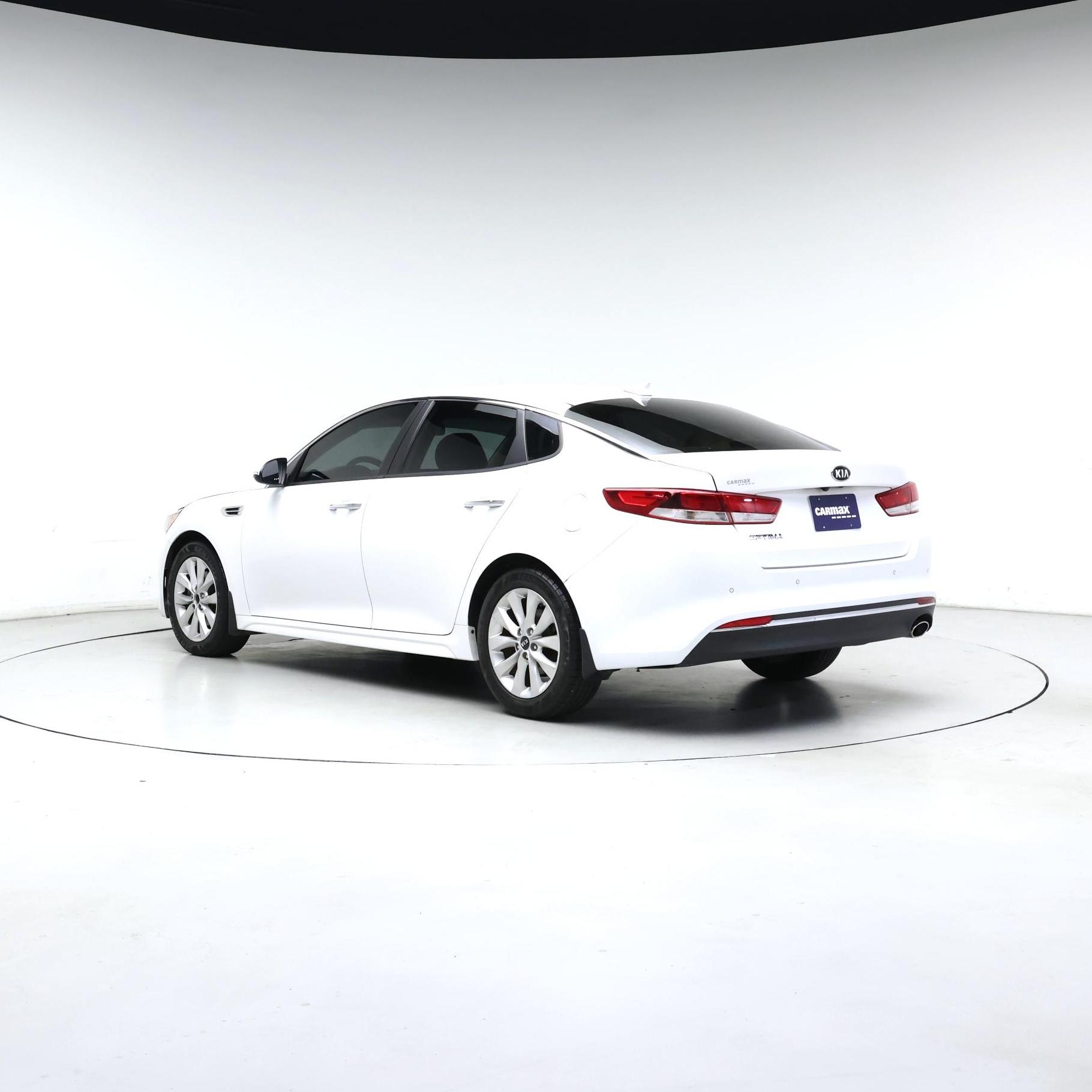 Thumbnail: 2018 Kia Optima - 2