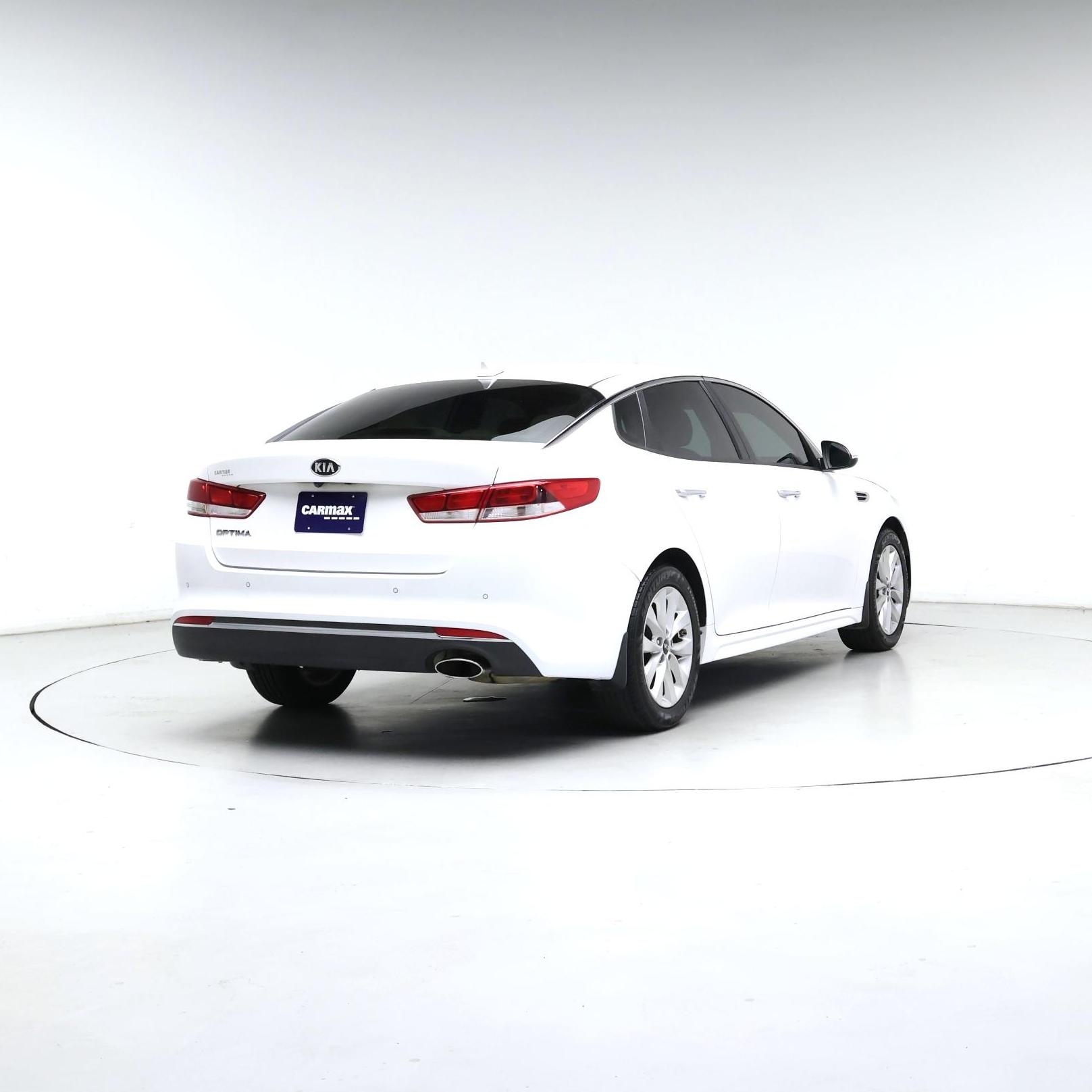 Thumbnail: 2018 Kia Optima - 8