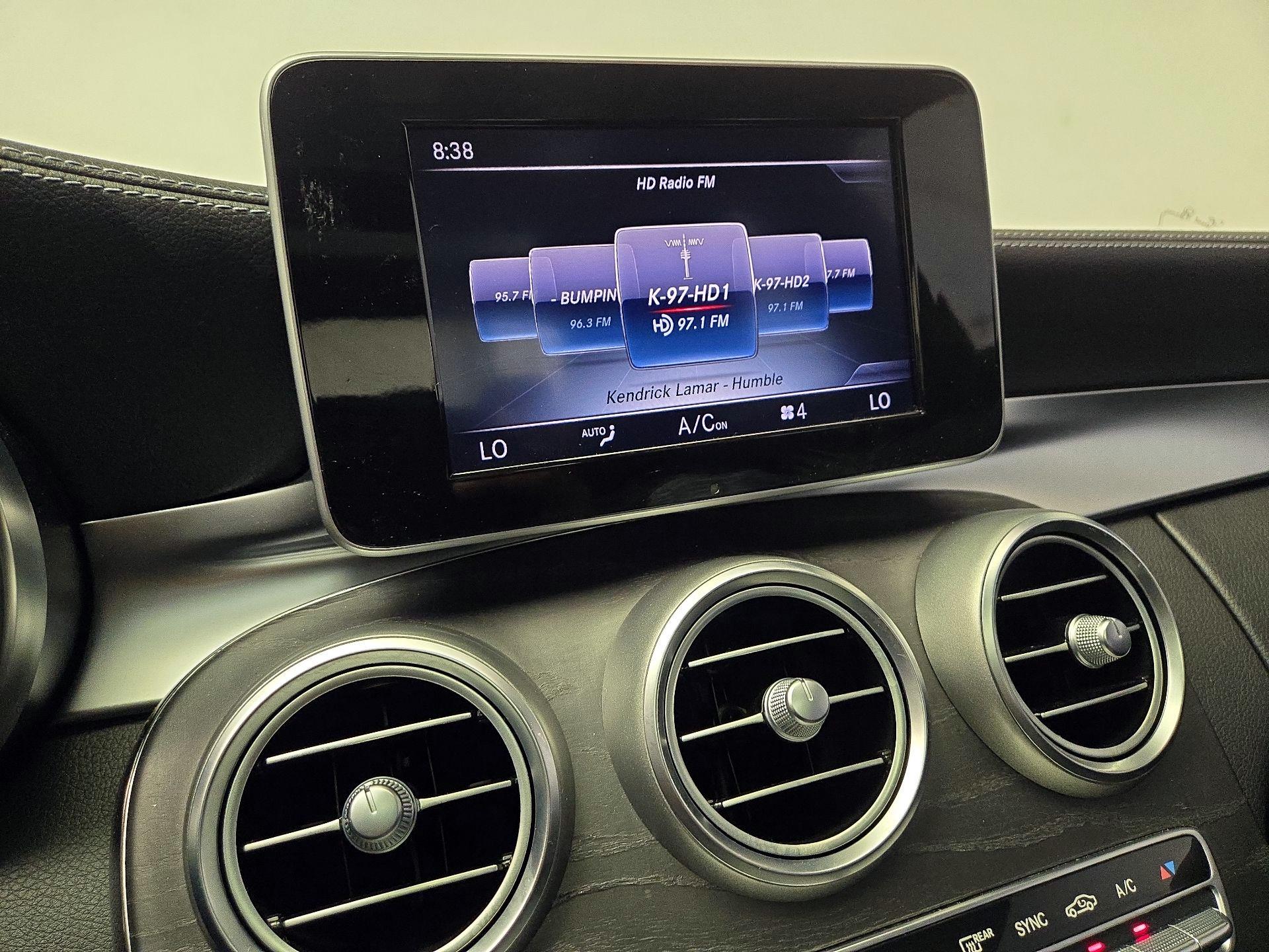 Thumbnail: 2016 Mercedes-Benz C-Class - 16