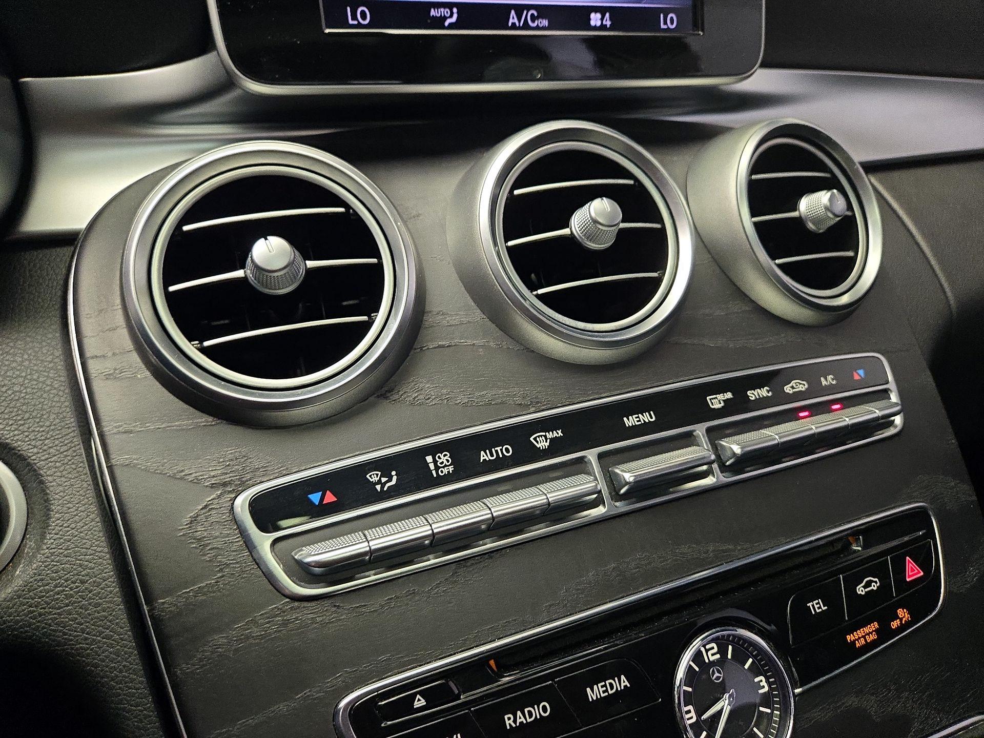 Thumbnail: 2016 Mercedes-Benz C-Class - 17