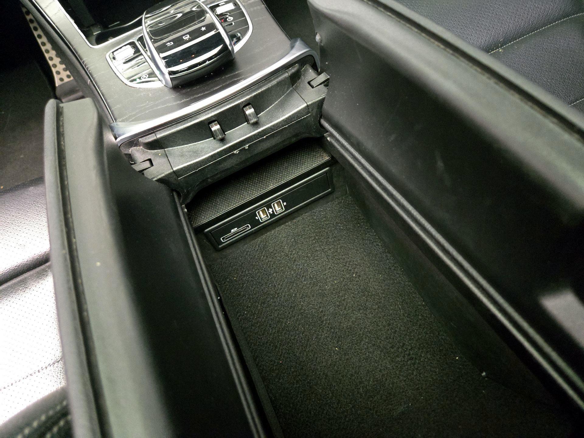 Thumbnail: 2016 Mercedes-Benz C-Class - 19