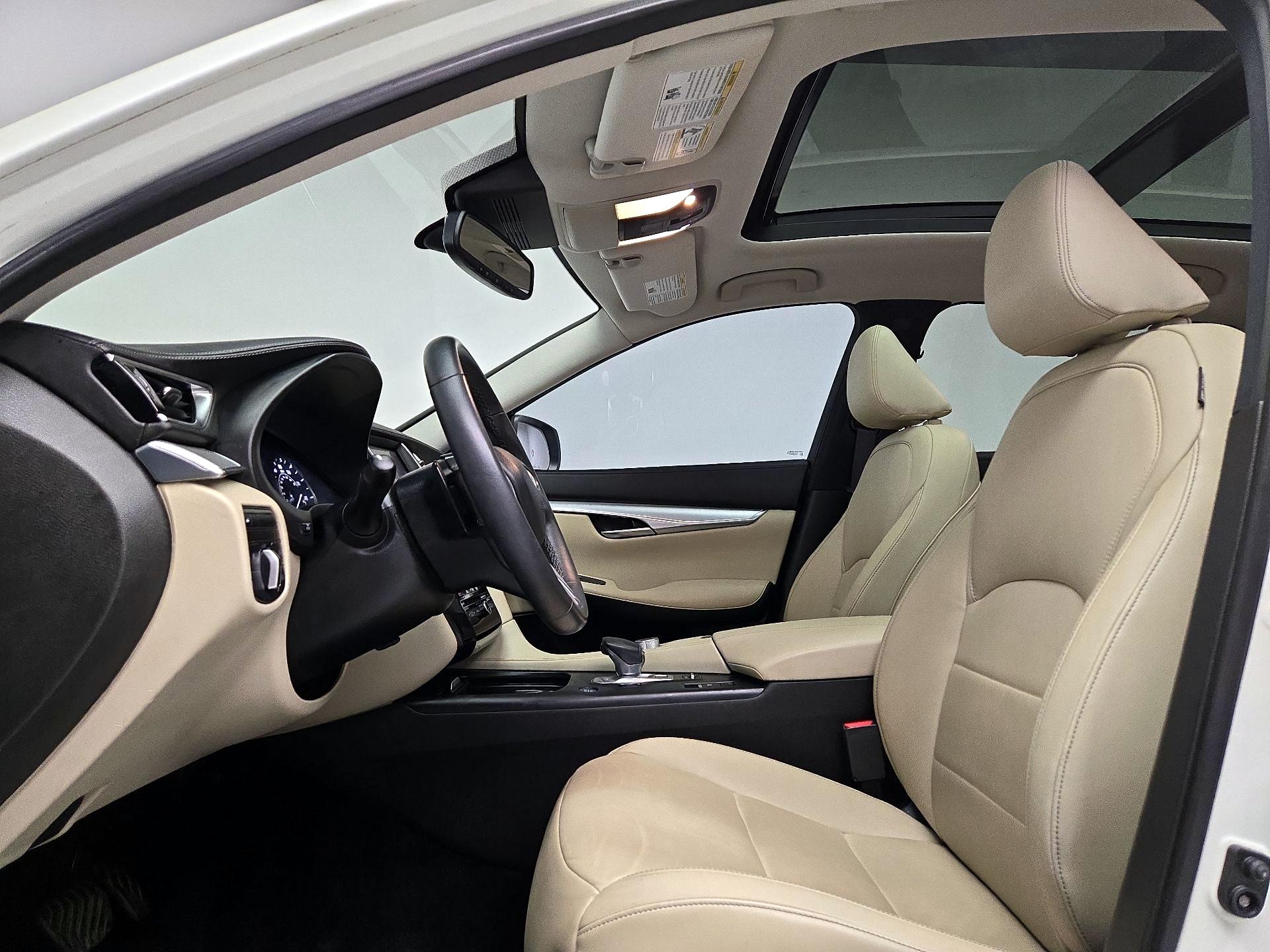 Thumbnail: 2019 INFINITI QX50 - 19