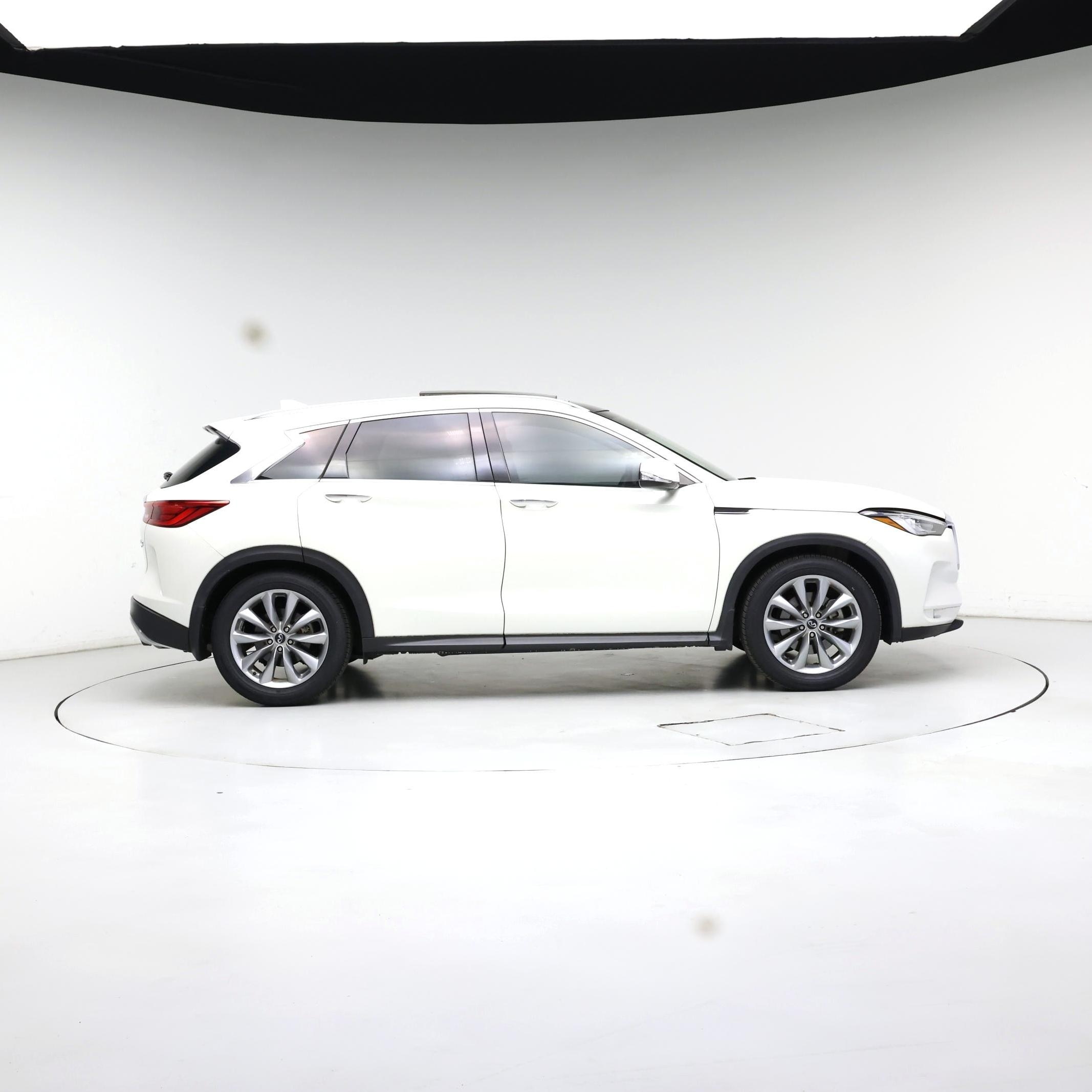 Thumbnail: 2019 INFINITI QX50 - 7