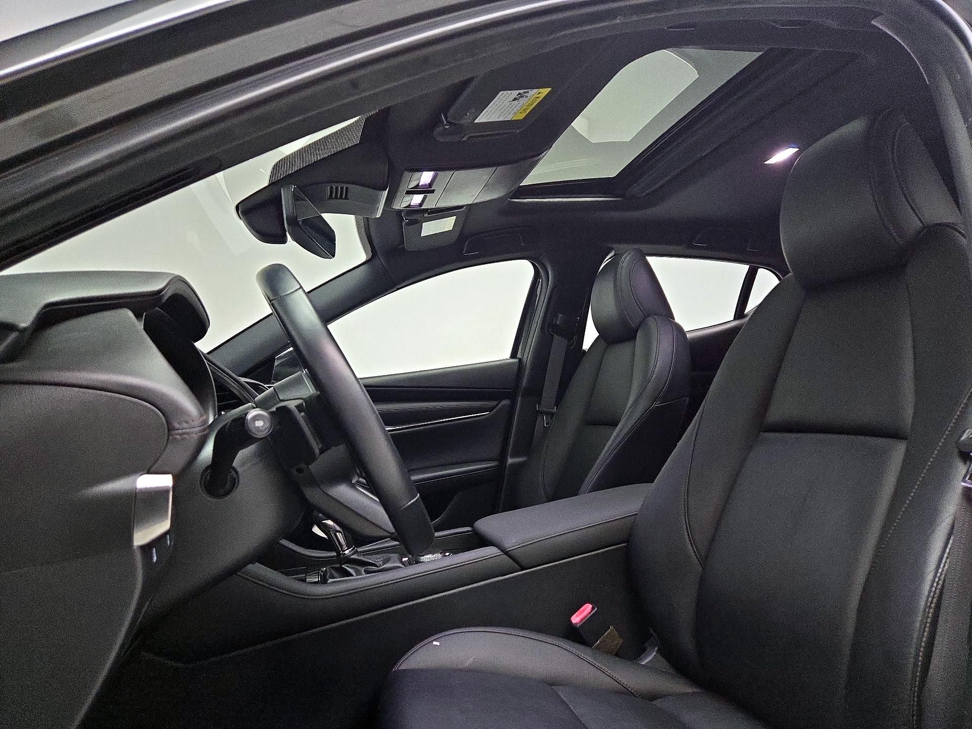 Thumbnail: 2021 Mazda Mazda3 - 19