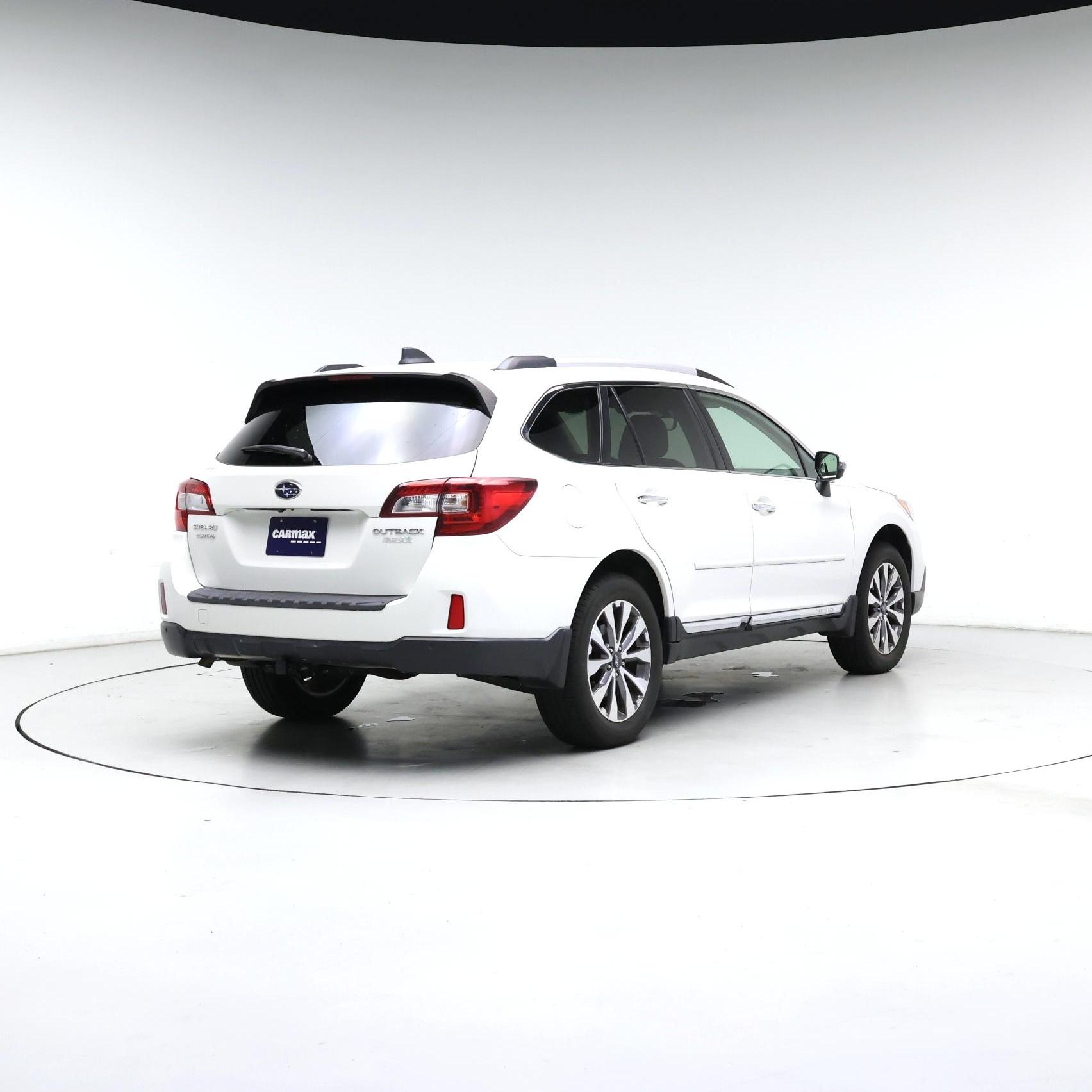 Thumbnail: 2017 Subaru Outback - 8