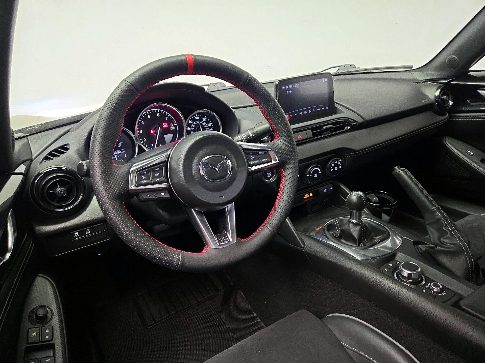 Thumbnail: 2021 Mazda MX-5 Miata - 9