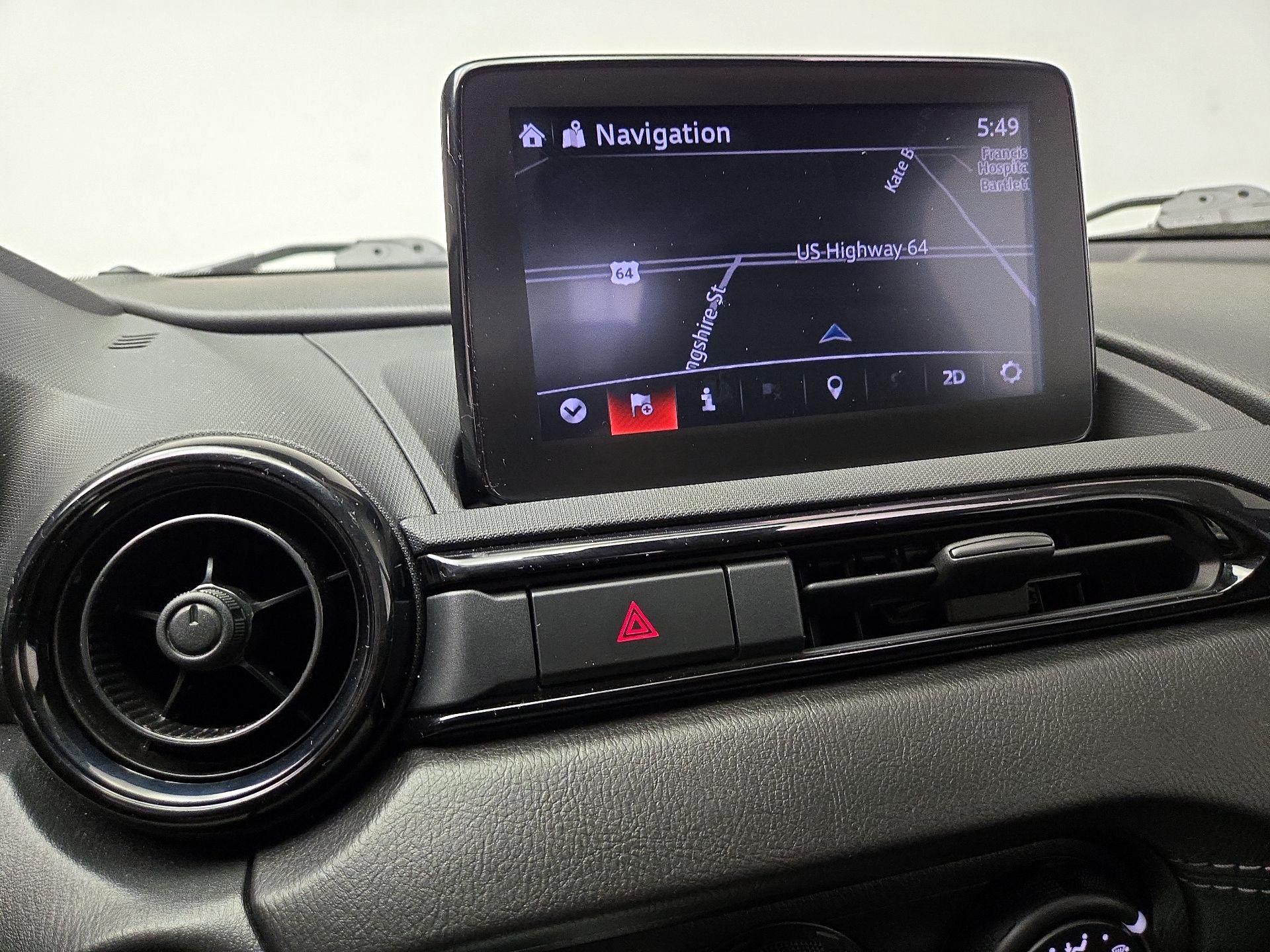 Thumbnail: 2021 Mazda MX-5 Miata - 14