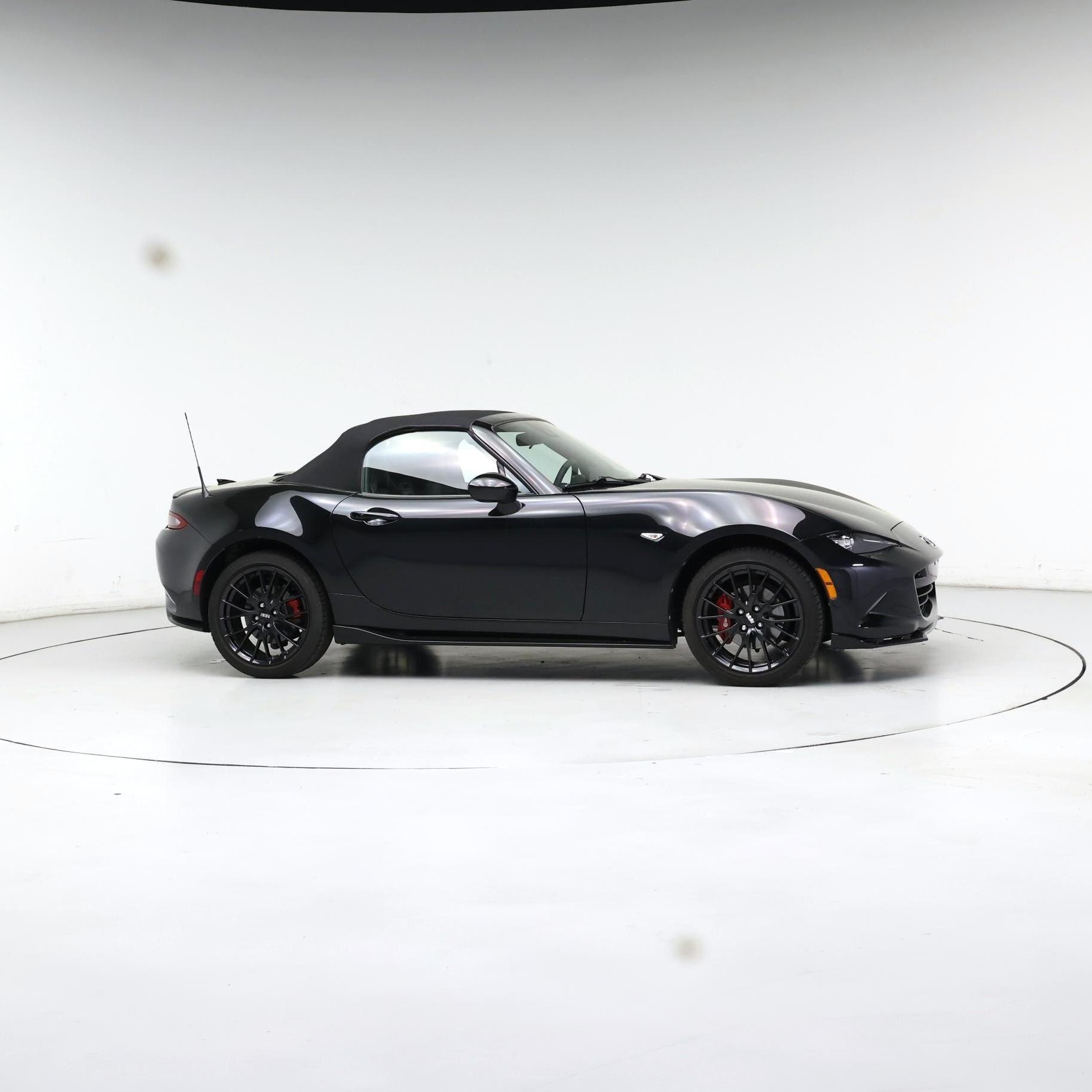 Thumbnail: 2021 Mazda MX-5 Miata - 2