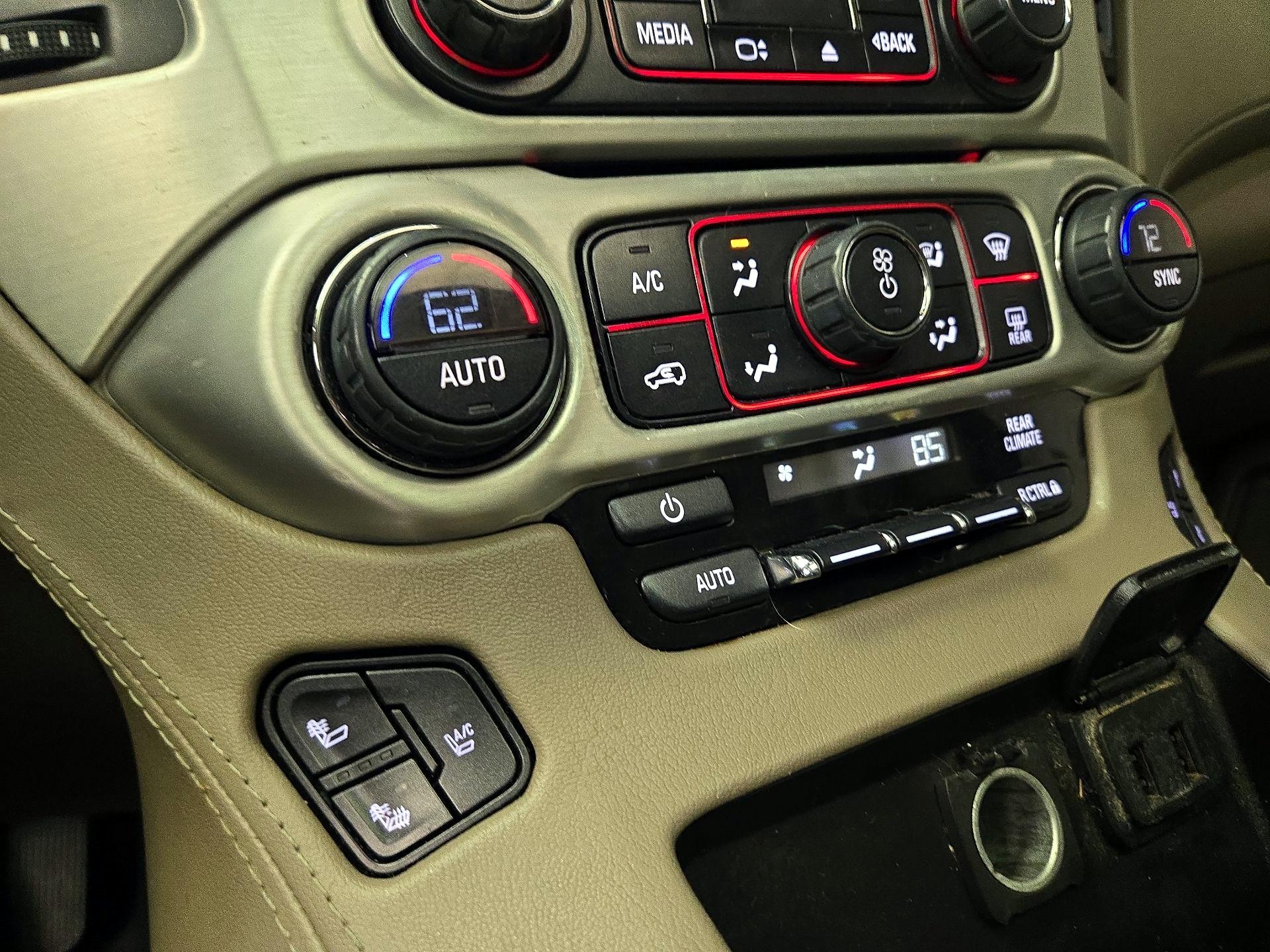 Thumbnail: 2016 GMC Yukon - 17