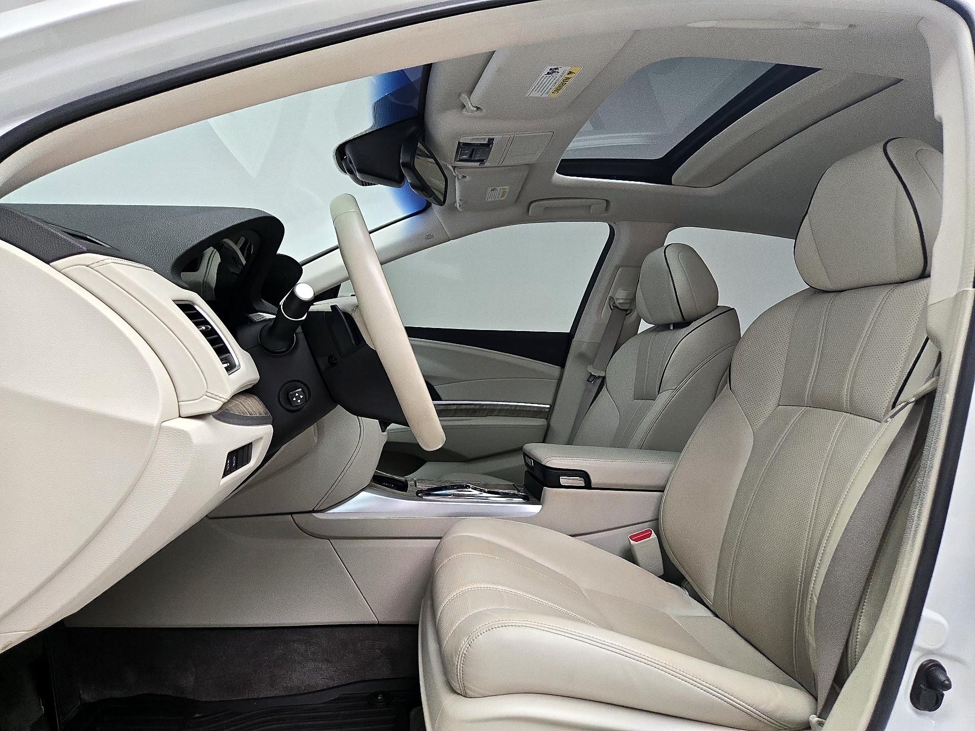 Thumbnail: 2020 Acura RLX - 20