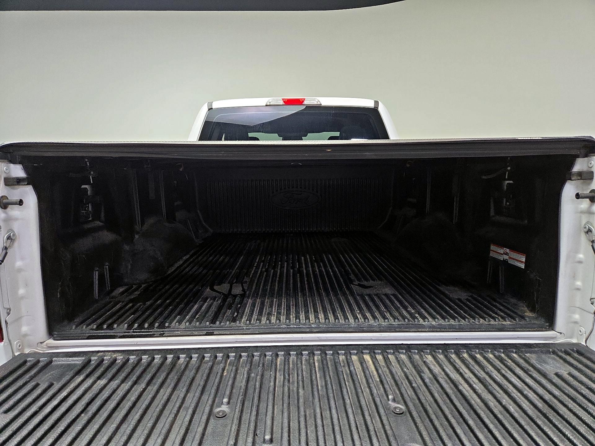 Thumbnail: 2016 Ford F-150 - 19